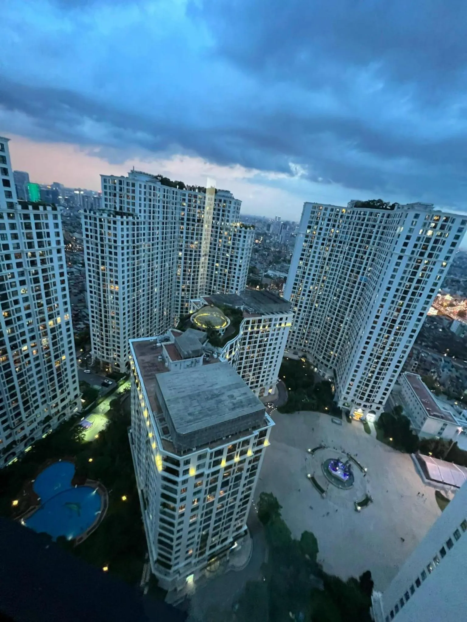 Property building in Vincom Mega Mall Royal City 72A Nguyễn Trãi Thanh Xuân Hà Nội