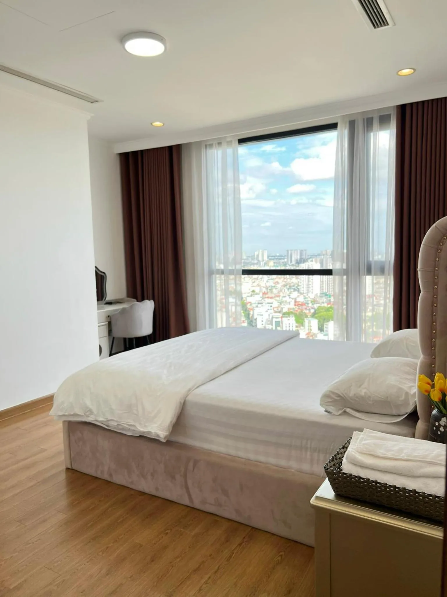 Bed in Vincom Mega Mall Royal City 72A Nguyễn Trãi Thanh Xuân Hà Nội