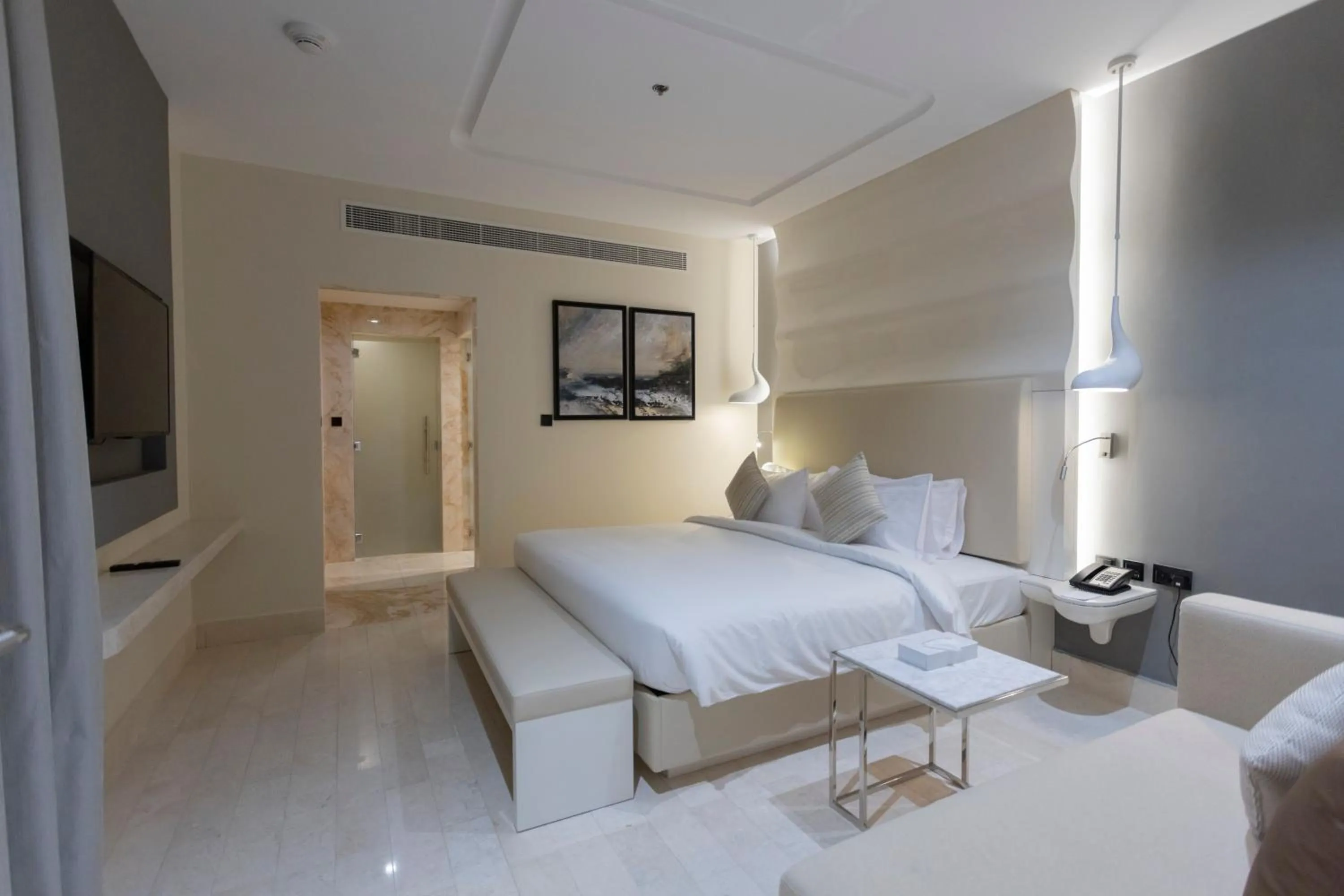 Bed in Alberni Jabal Hafeet Hotel Al Ain