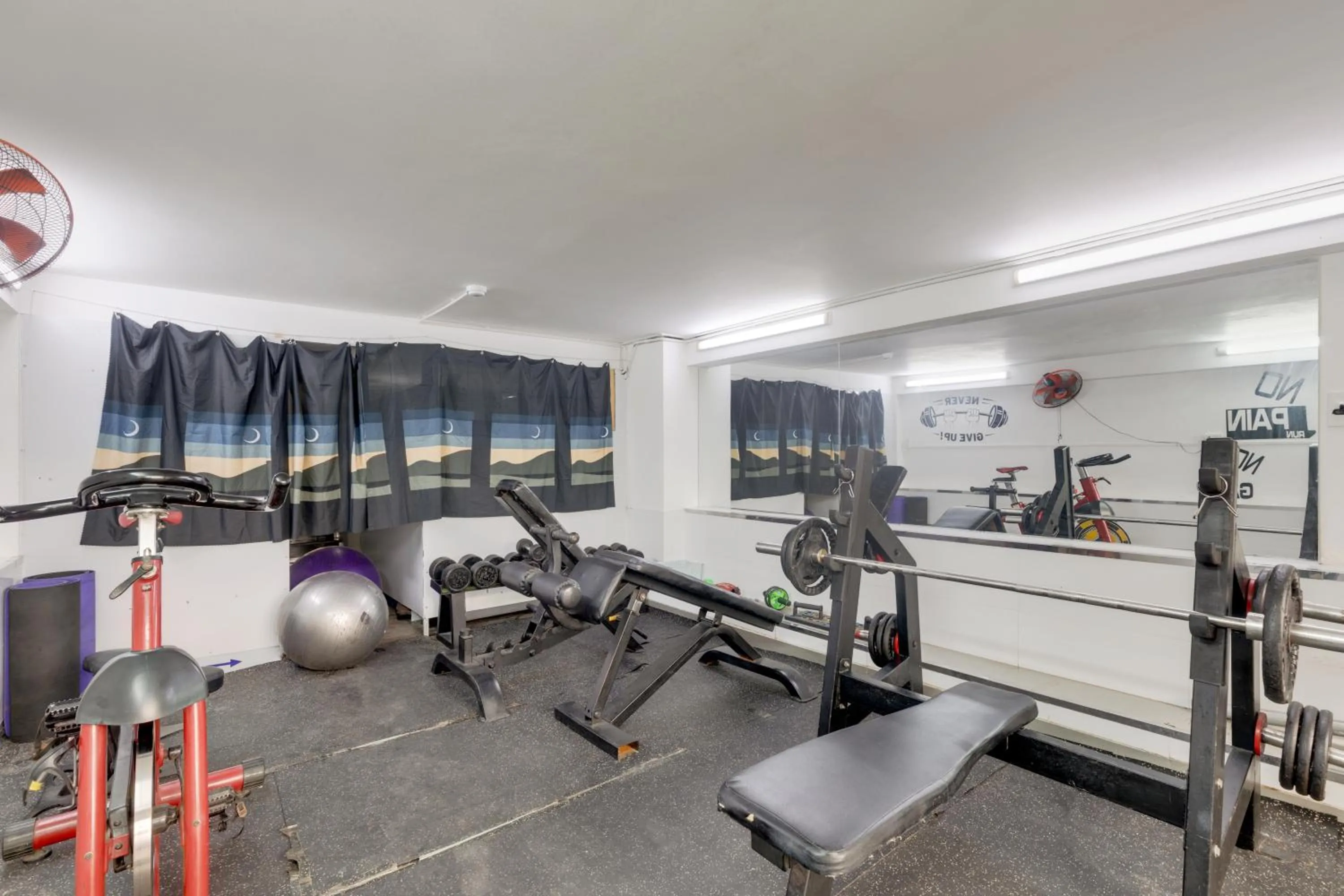 Fitness centre/facilities in Saigon Authentic Hostel - Local Vibes, City Tours, Cooking Dinner, Evening Streetfood, Free Menu Breakfast, Gym & Rooftop