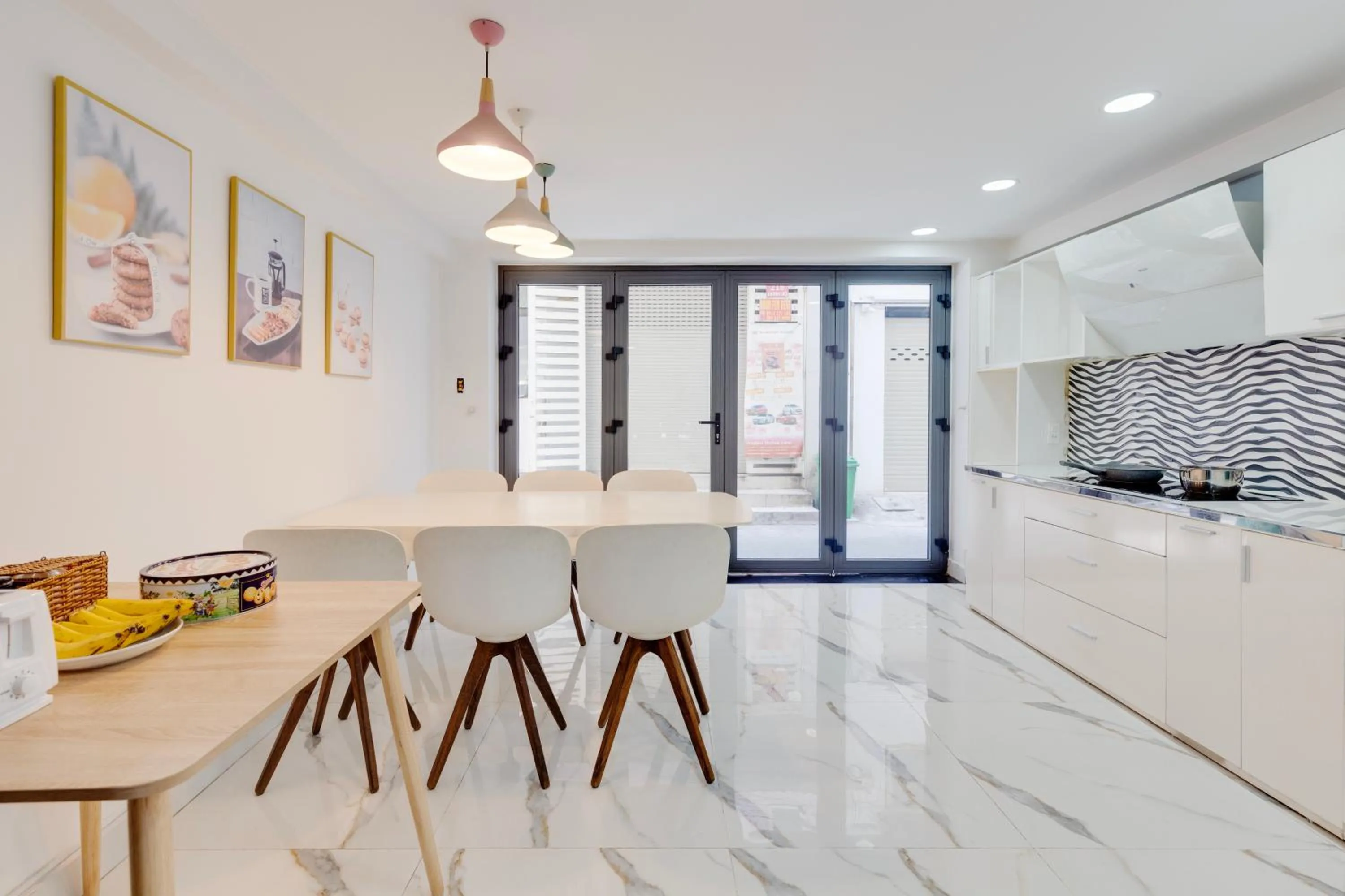 Kitchen or kitchenette in Saigon Authentic Hostel - Local Vibes, City Tours, Cooking Dinner, Evening Streetfood, Free Menu Breakfast, Gym & Rooftop