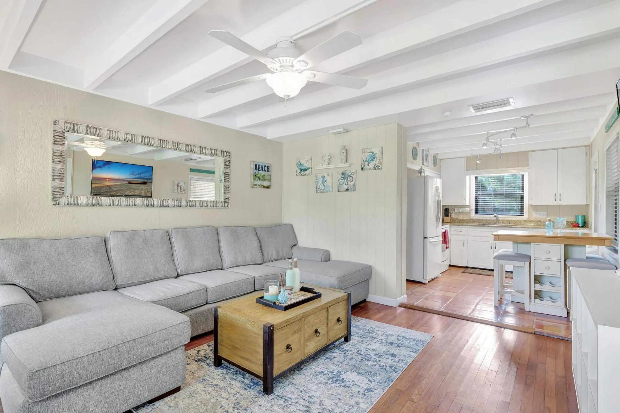 Sunny Naples - Subtropical Oasis Cottage