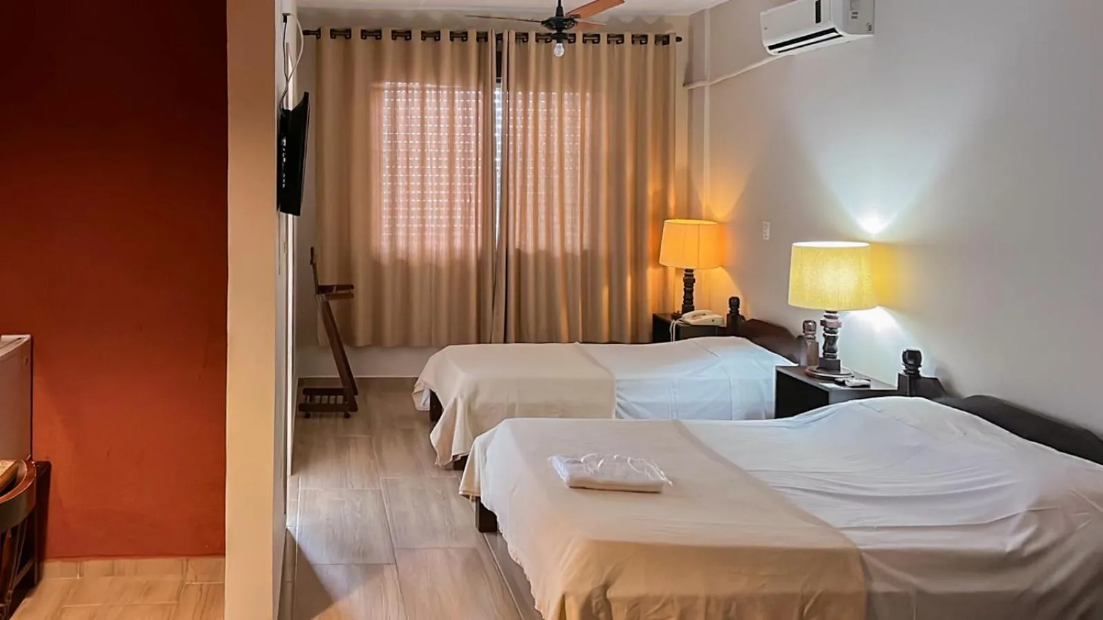 Photo of the whole room, Bed in Tri Hotel Lajeado