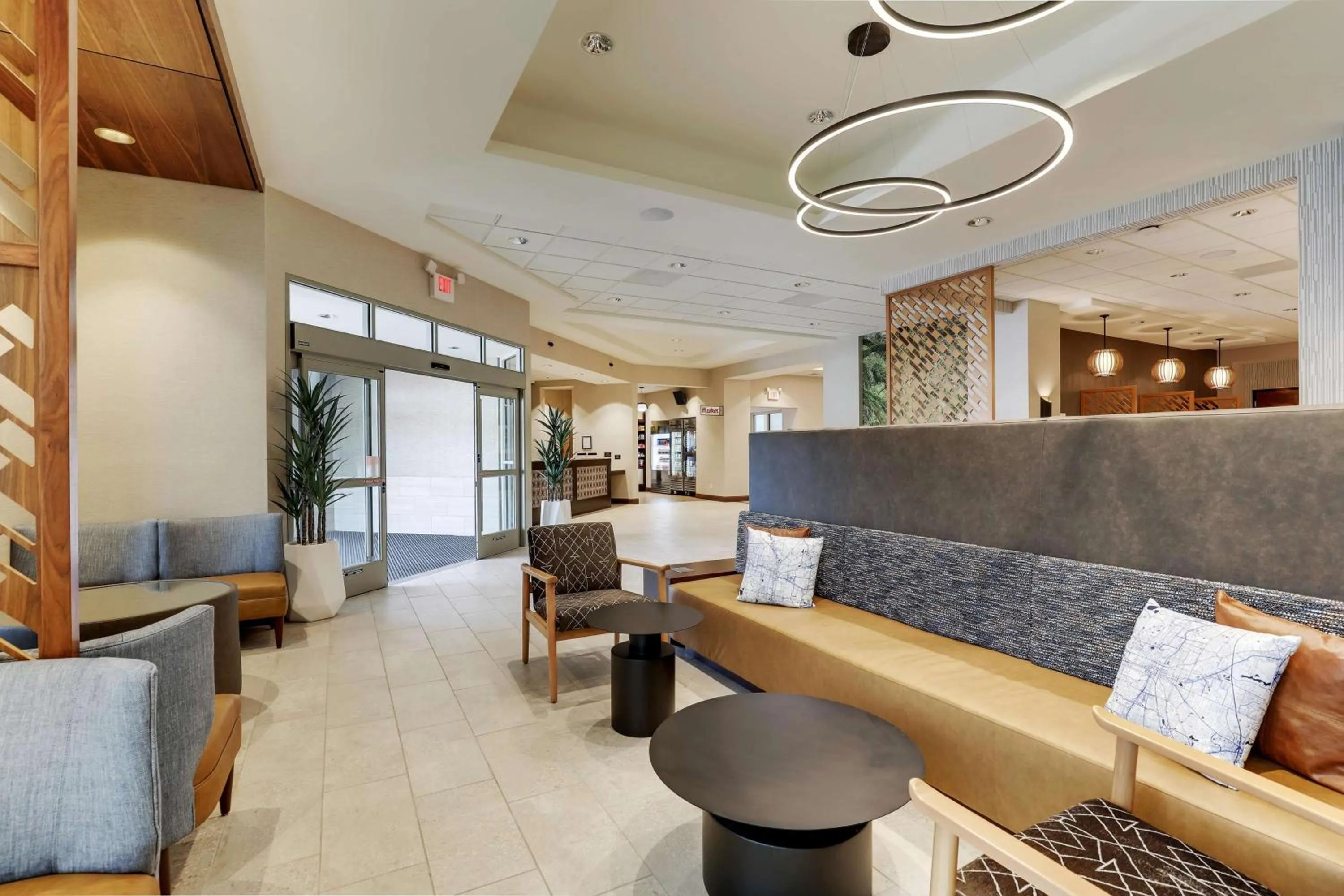 Lobby or reception in Drury Plaza Hotel Tallahassee