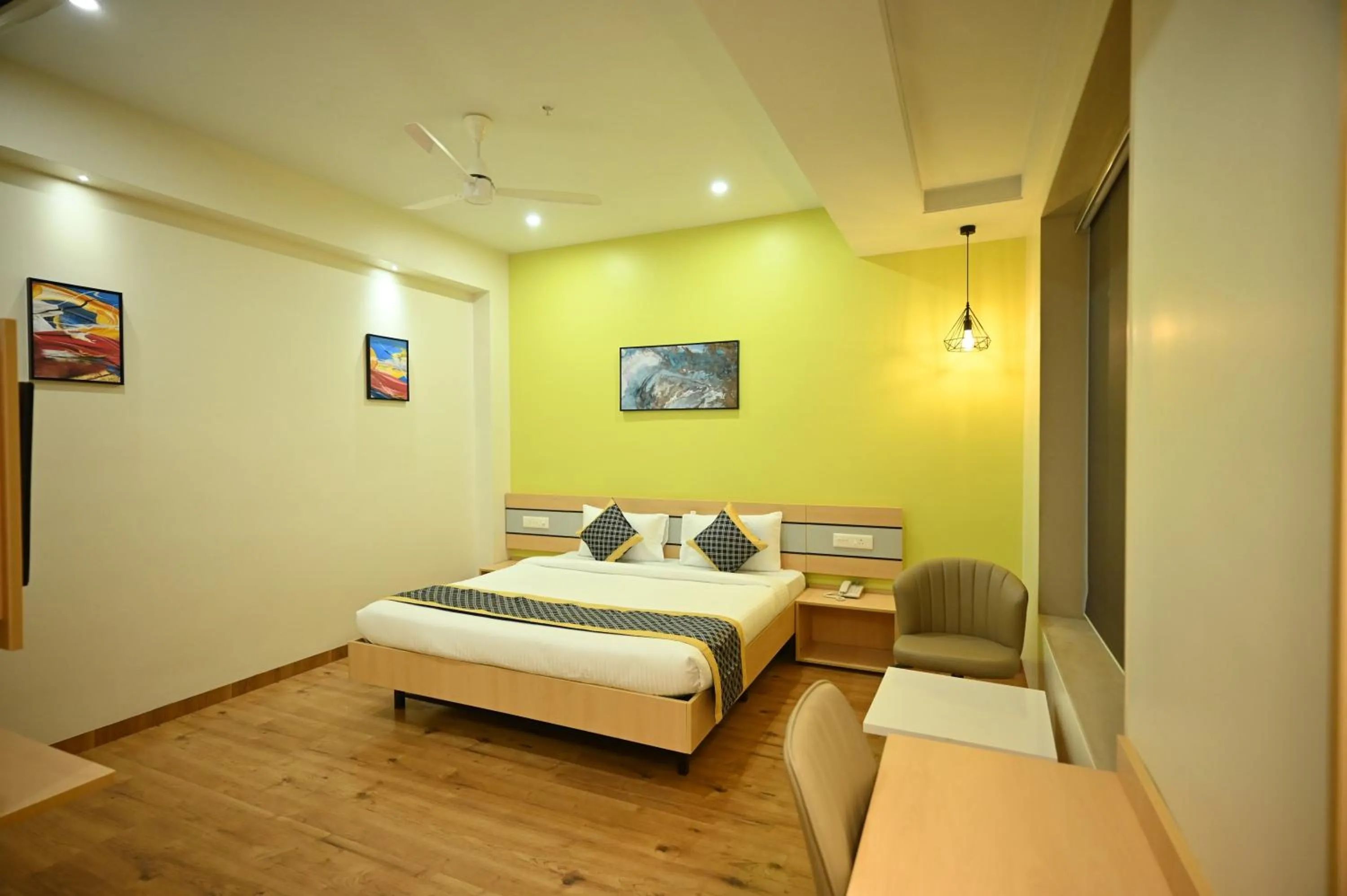 Bed in Hotel City Centre Latur