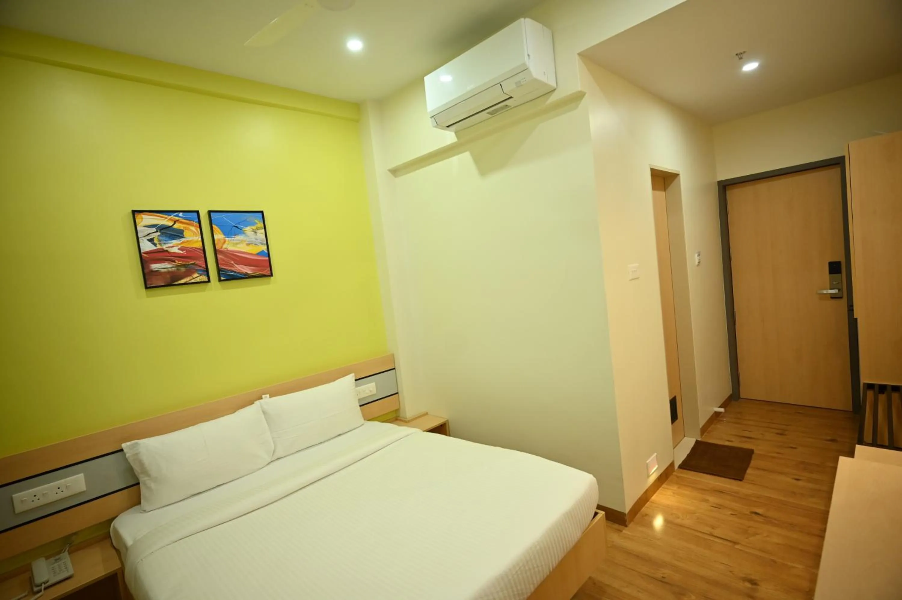 Bed in Hotel City Centre Latur