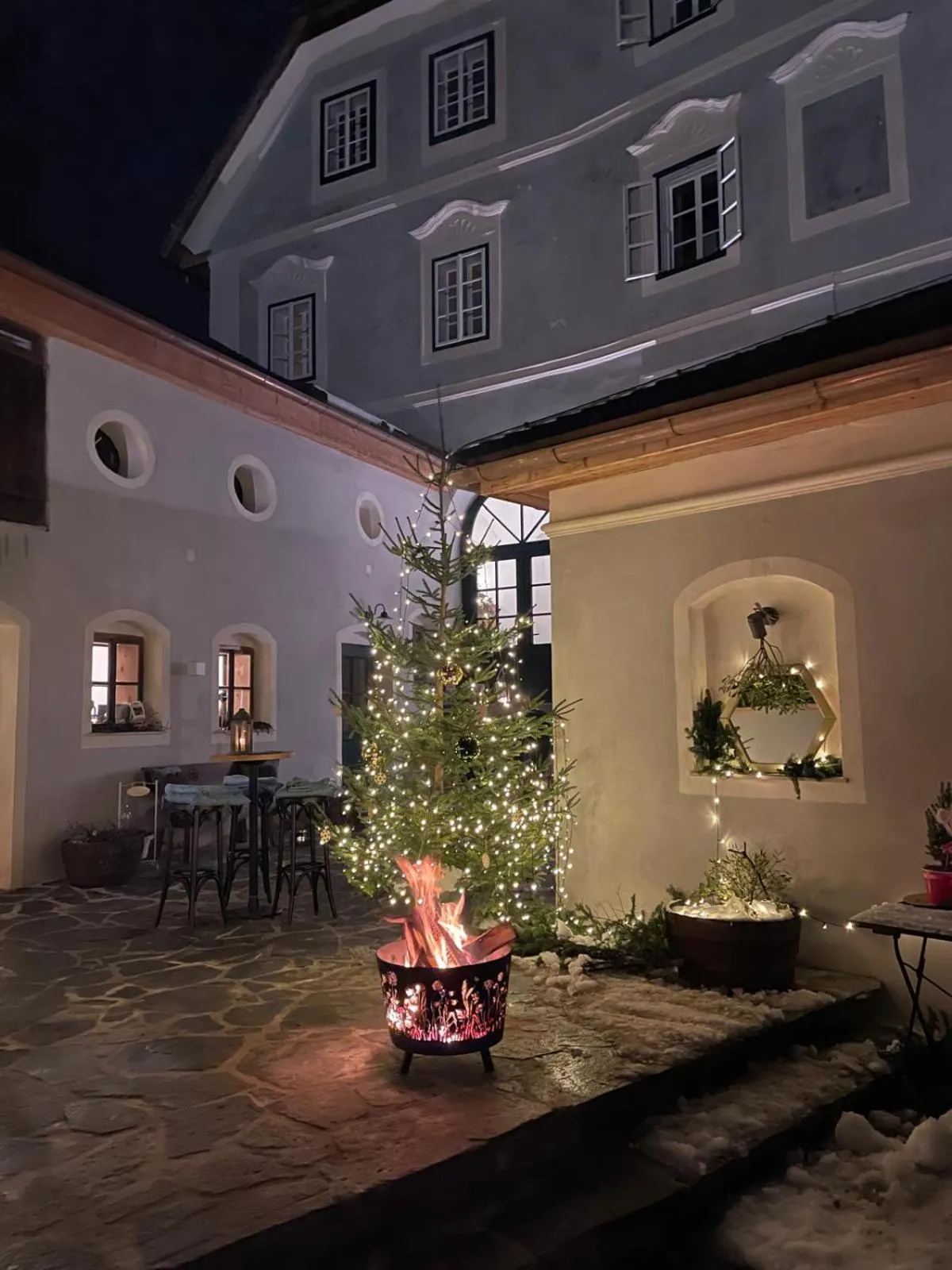 Property building in Podenhaus