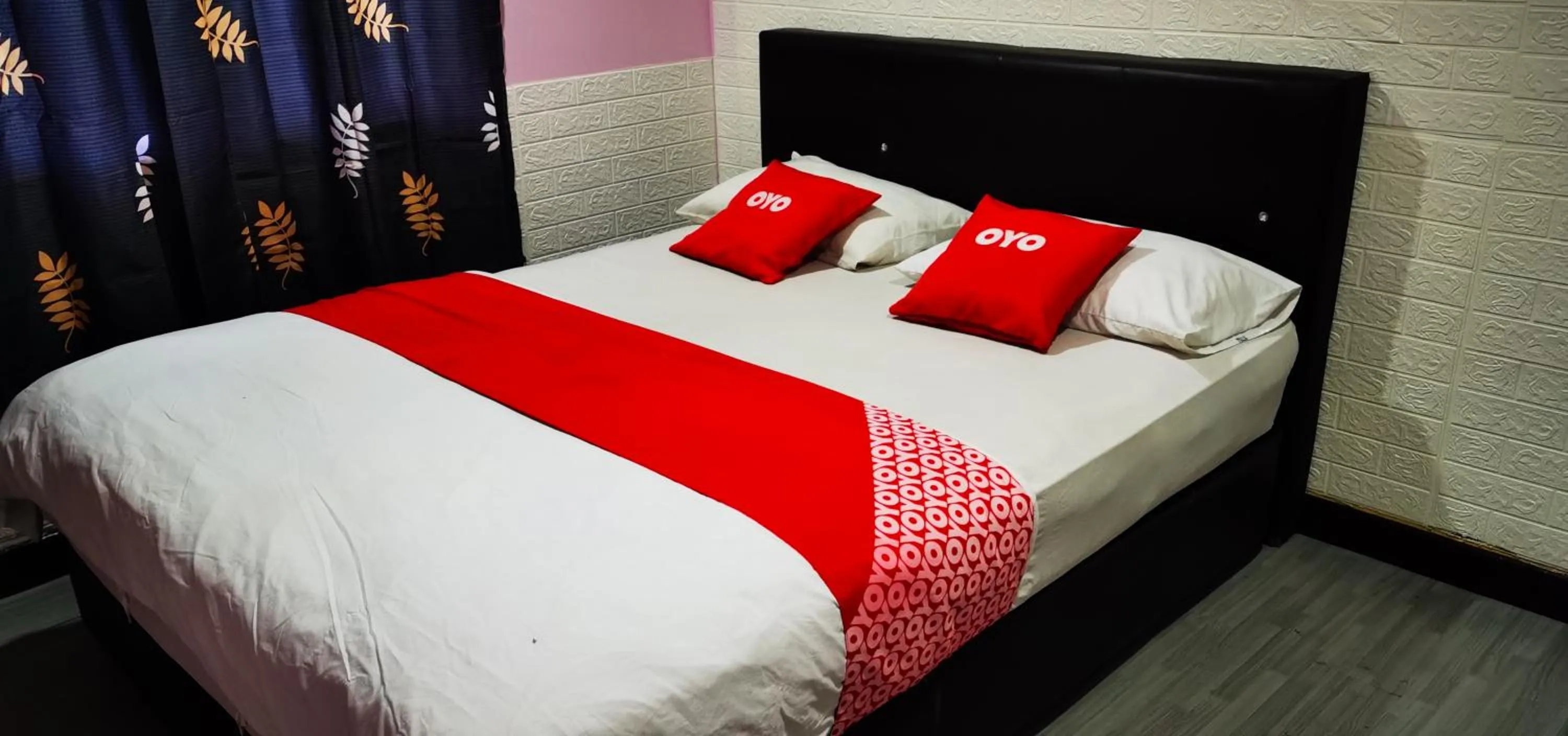 Property building, Bed in 1st Inn Hotel Klang Sentral Meru