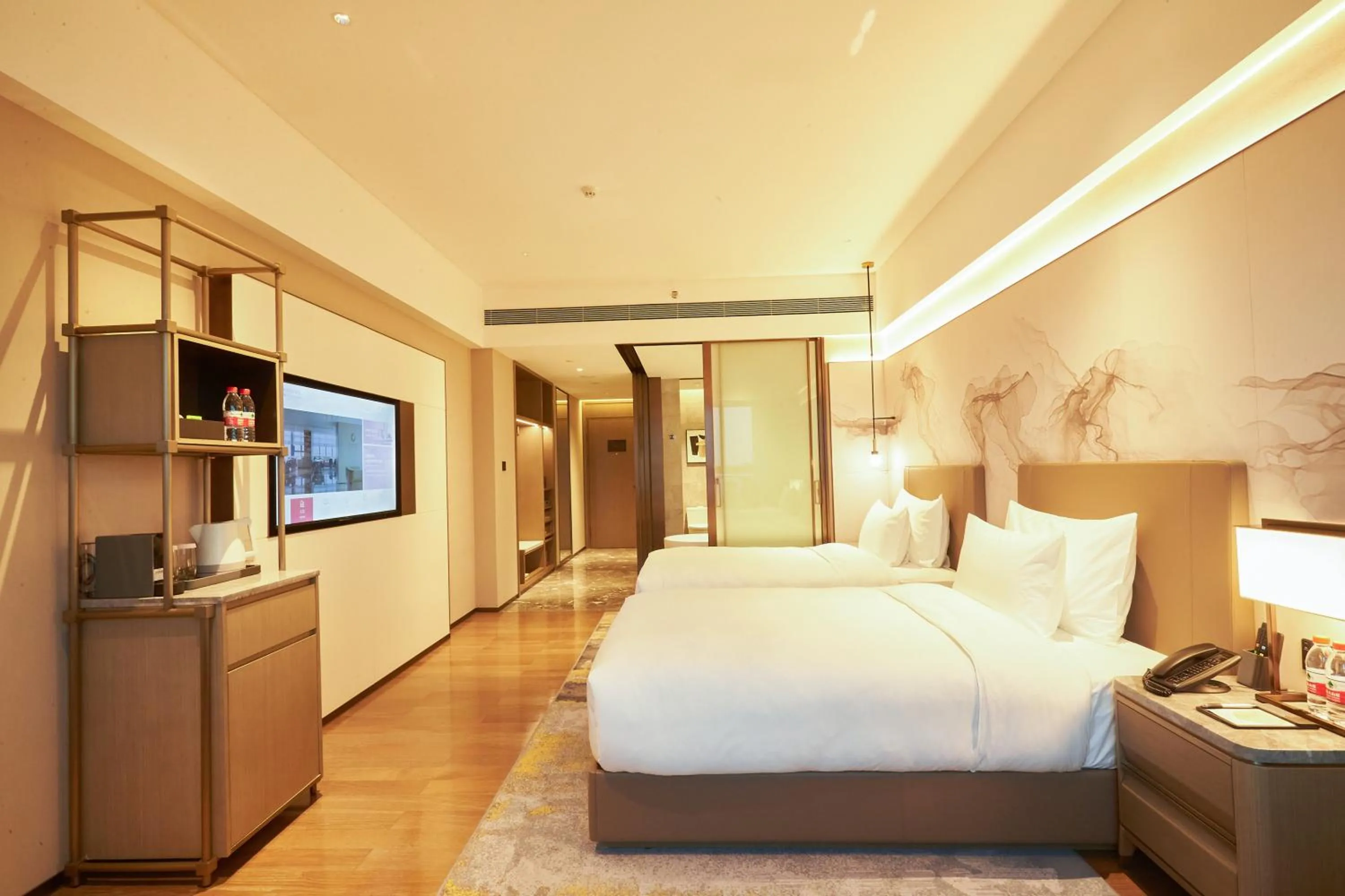 Bed in Guangzhou Pazhou LN DongFang Hotel