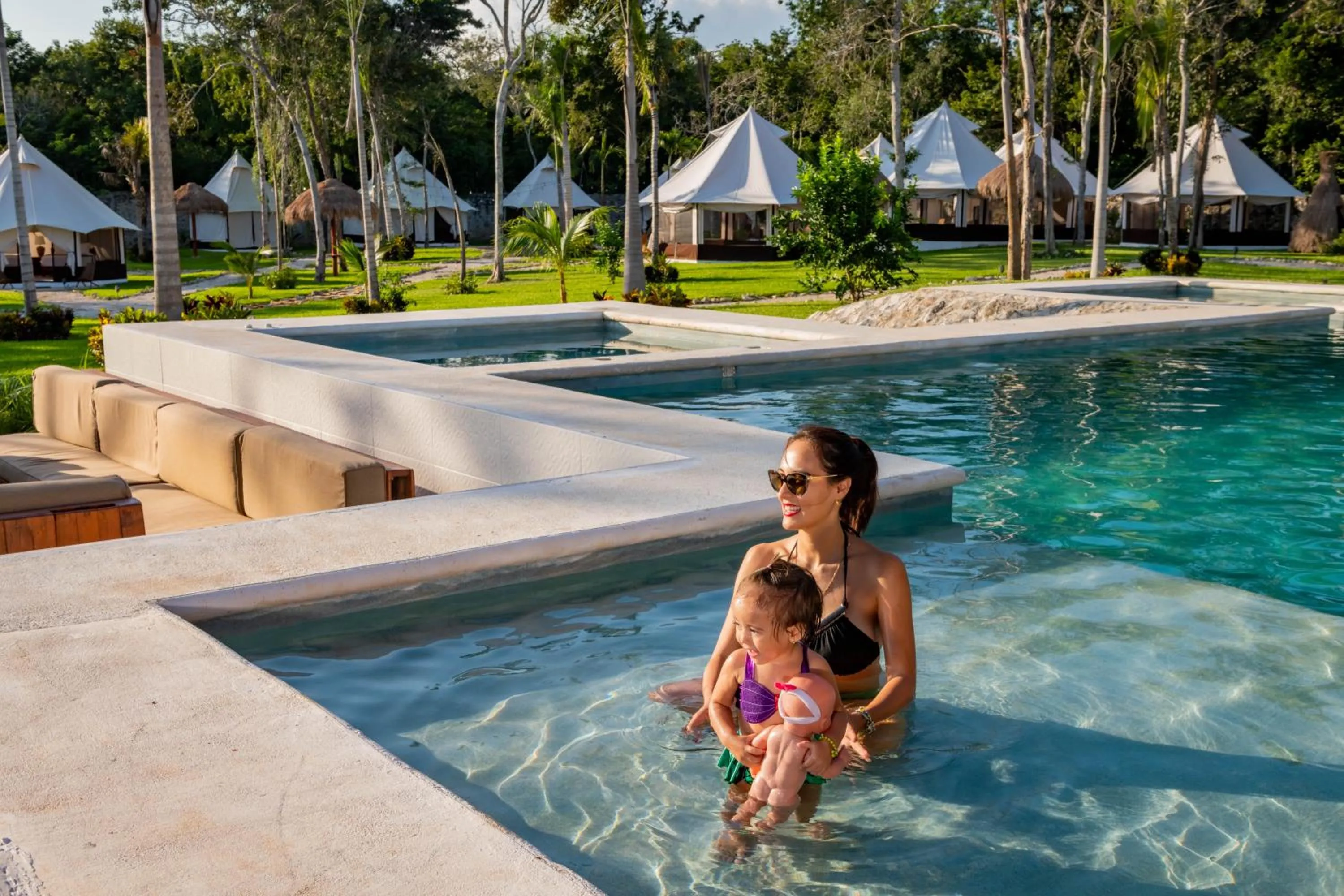 Swimming pool in Xakluum Eco Glampings
