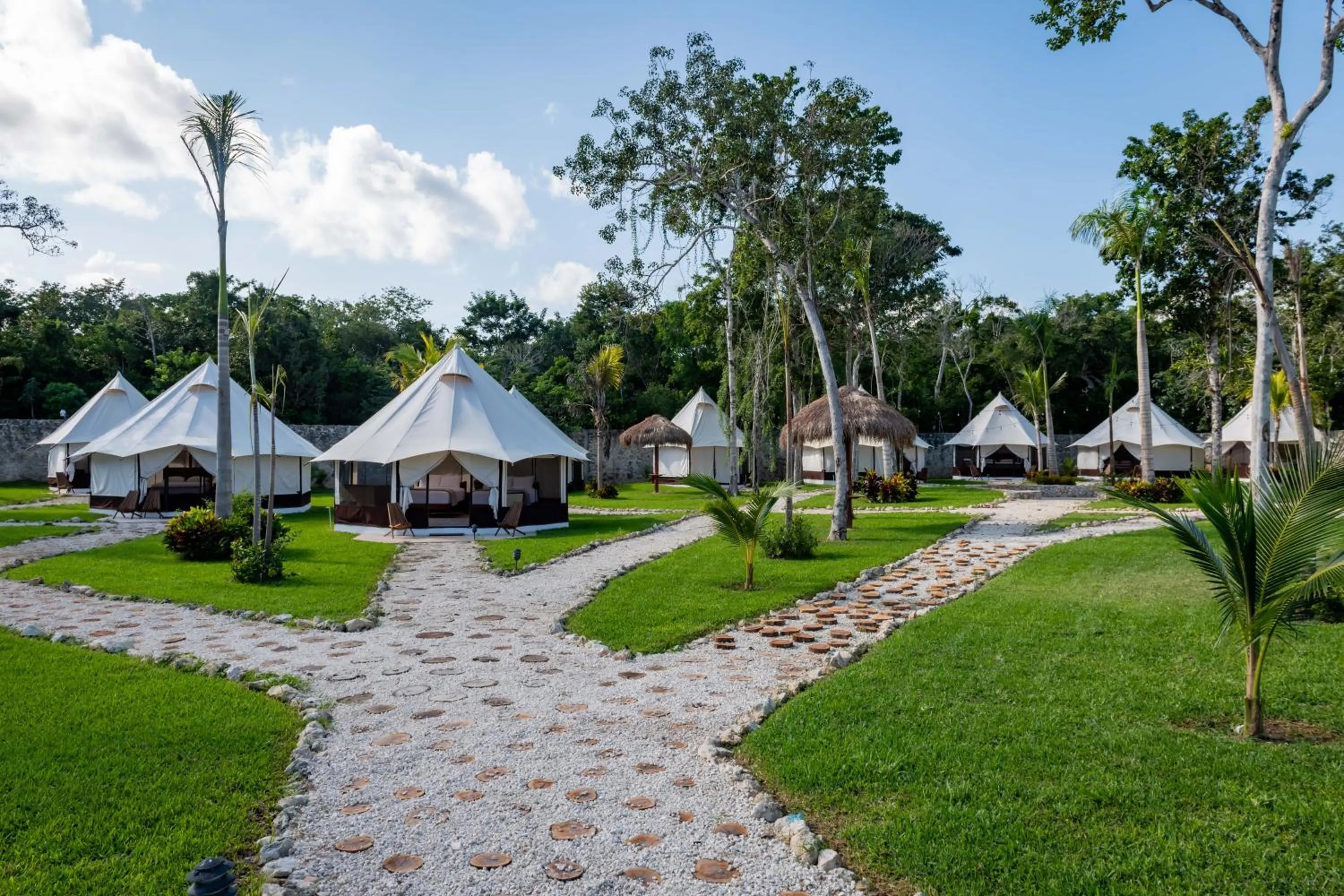 Day in Xakluum Eco Glampings