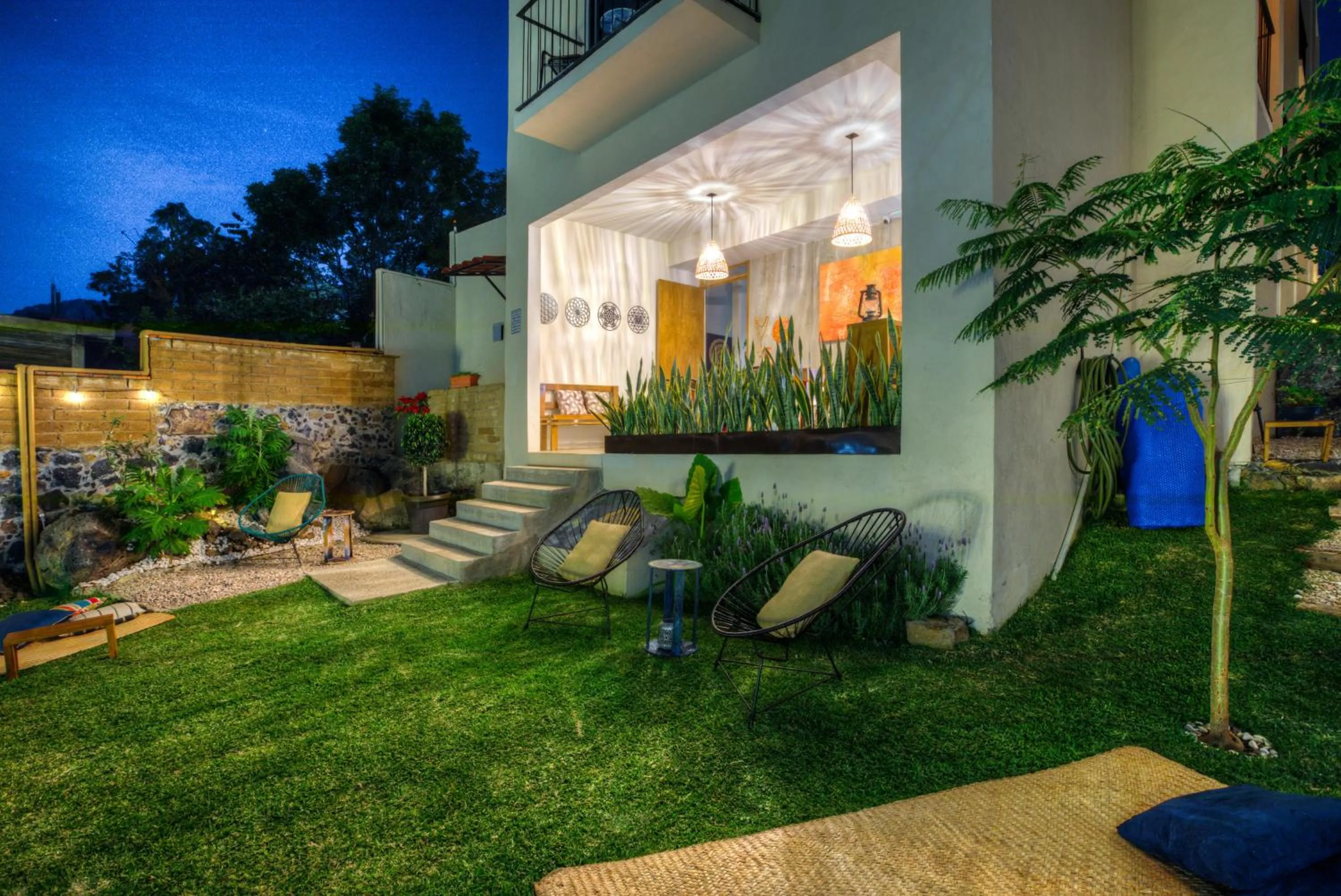 Night in Casa Ehua Hotel Galería