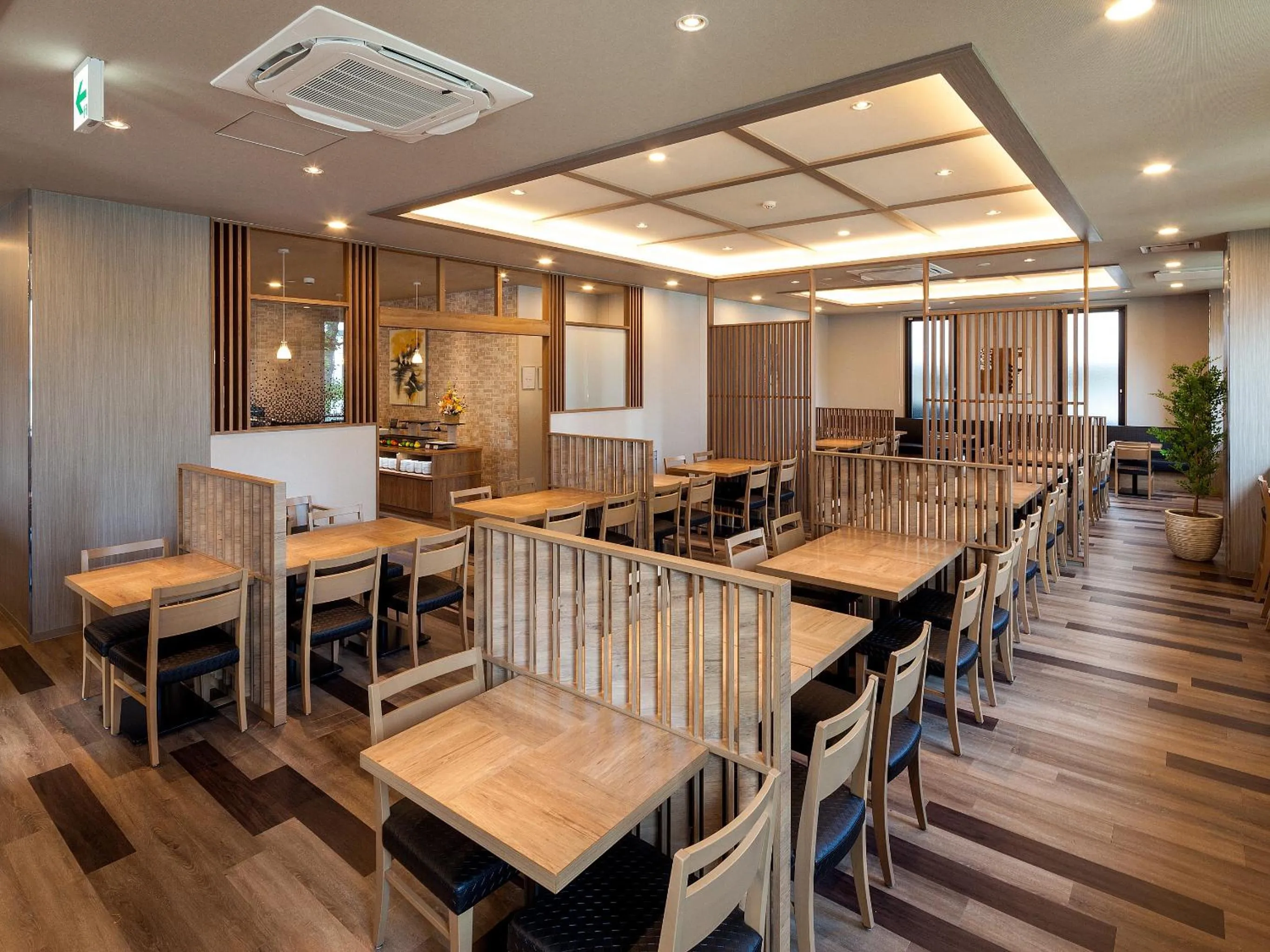 Restaurant/places to eat in Hotel Route Inn Miyoshi Ekimae
