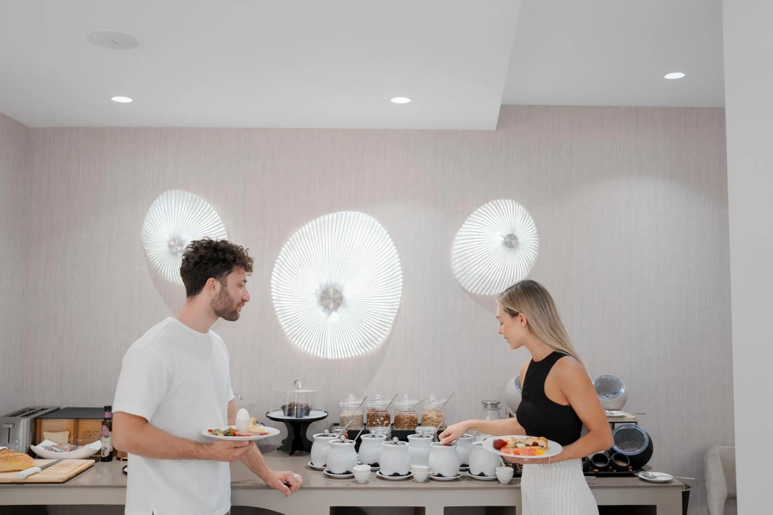 Restaurant/places to eat in Ethereal White Resort Hotel & Spa - Adults Only