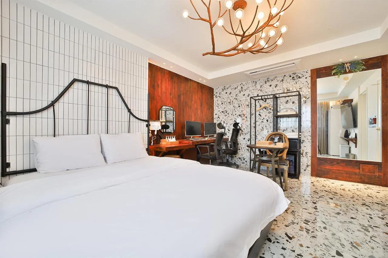 Bed in Hotel February Tongyeong Jukrim