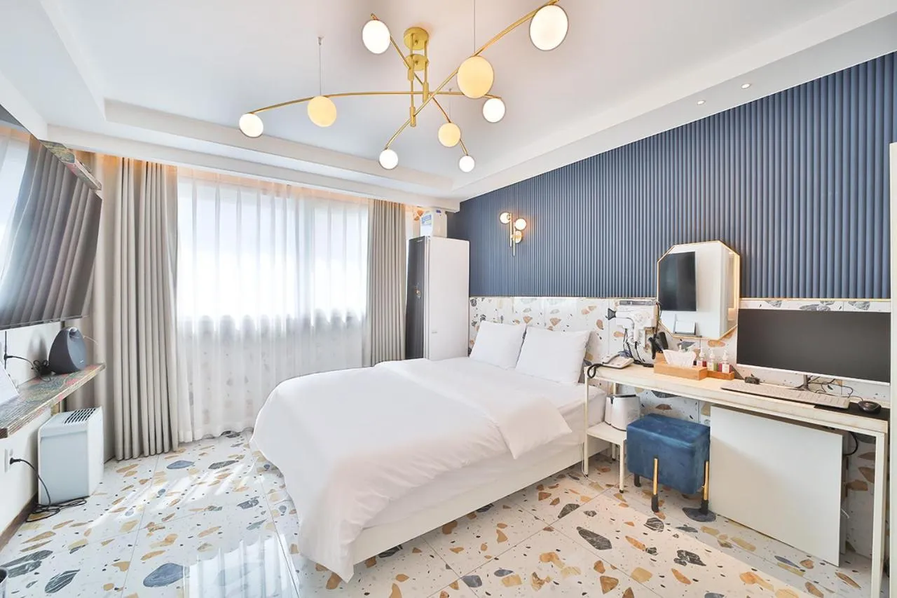 Bed in Hotel February Tongyeong Jukrim