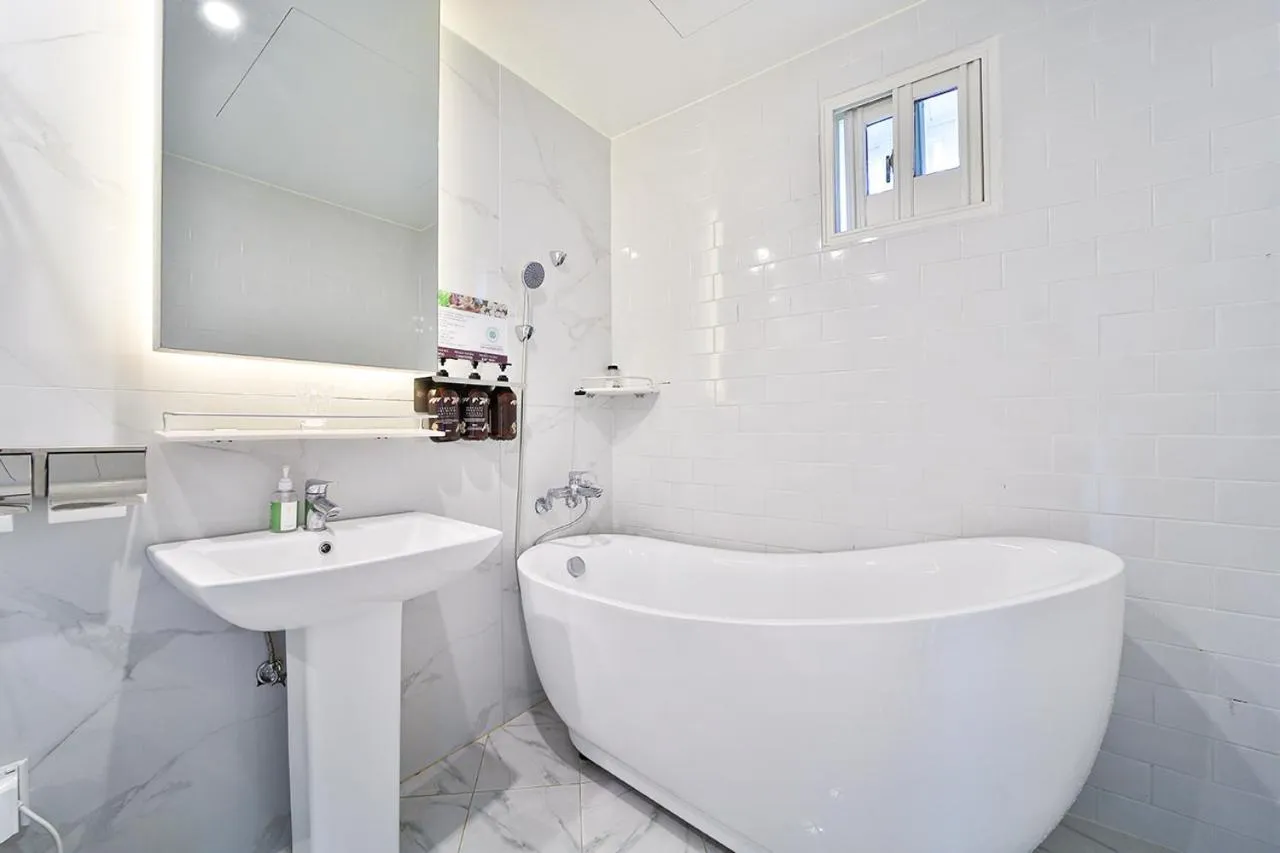 Hotel February Tongyeong Jukrim