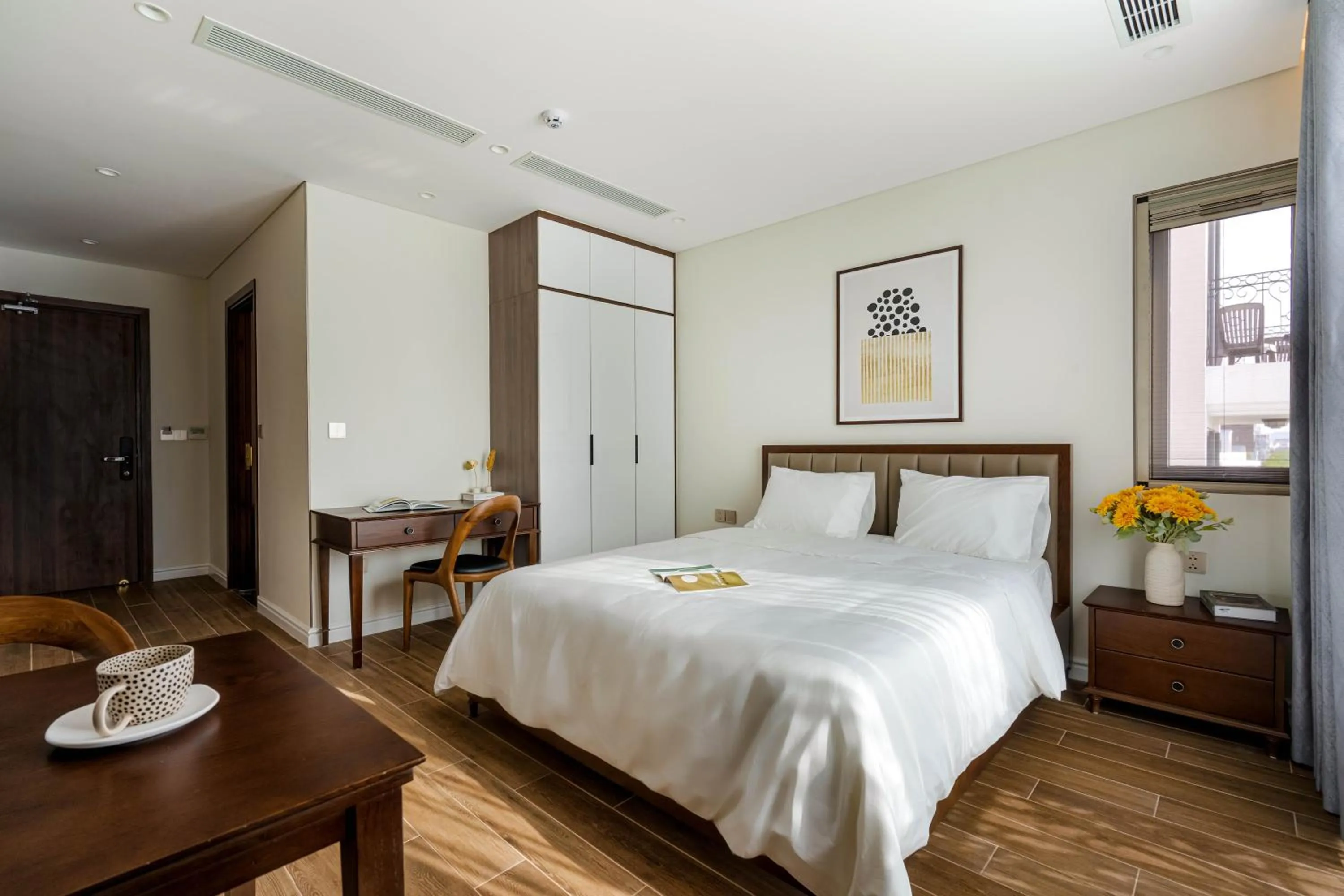 Property building, Bed in MK Riverside Apartment by Haviland