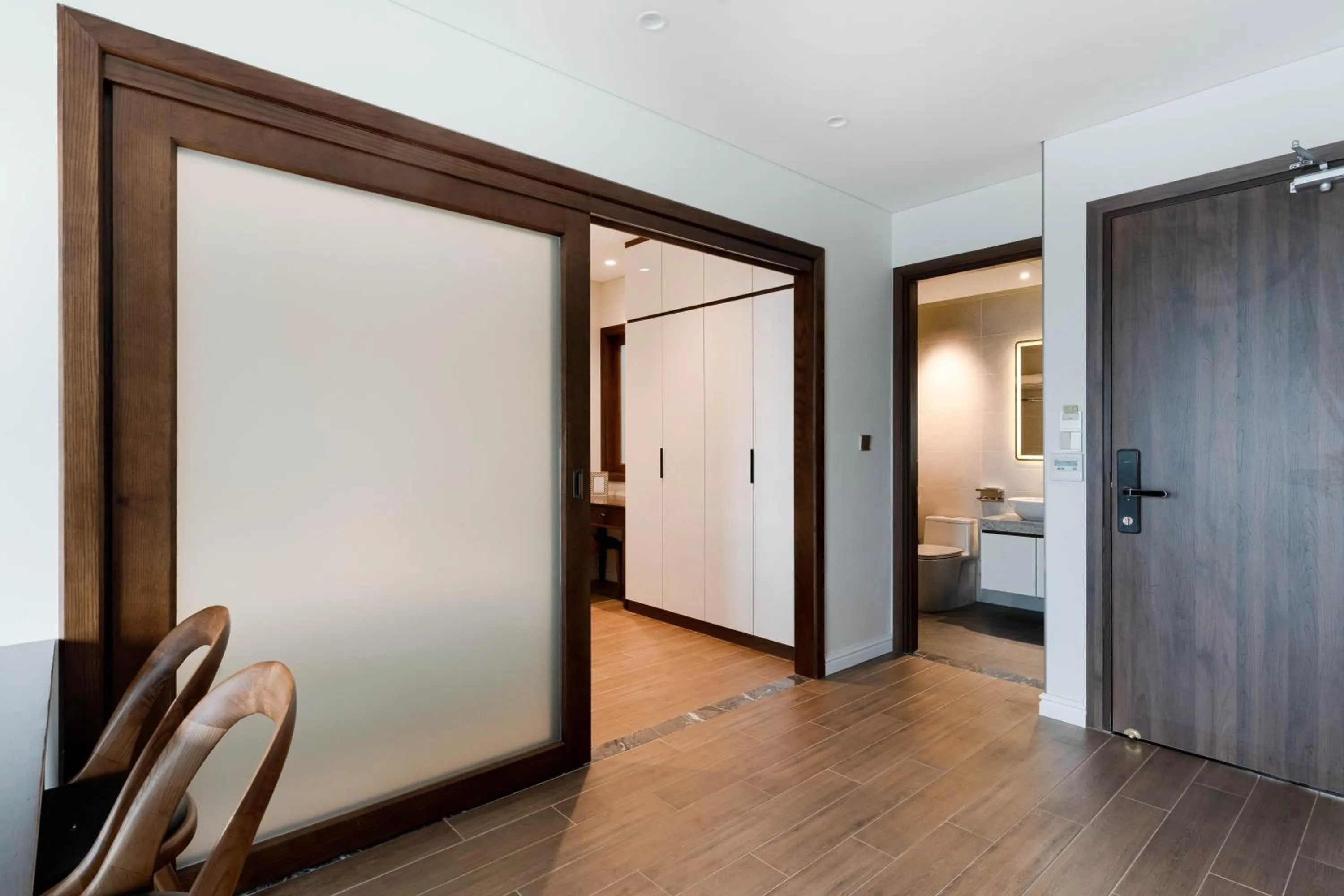 Property building, Bed in MK Riverside Apartment by Haviland