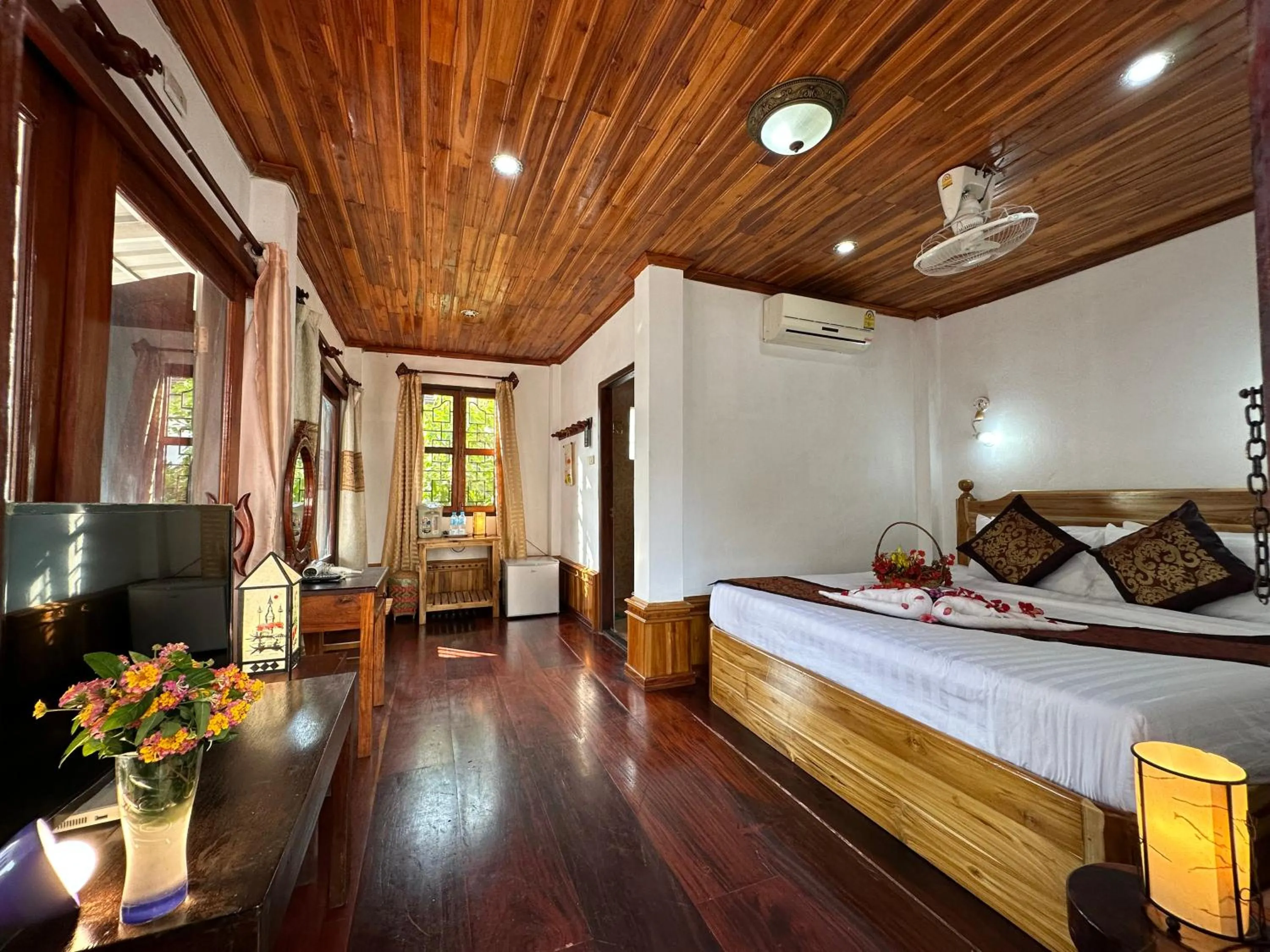 Bed in Villa Thida Mekong Riverside