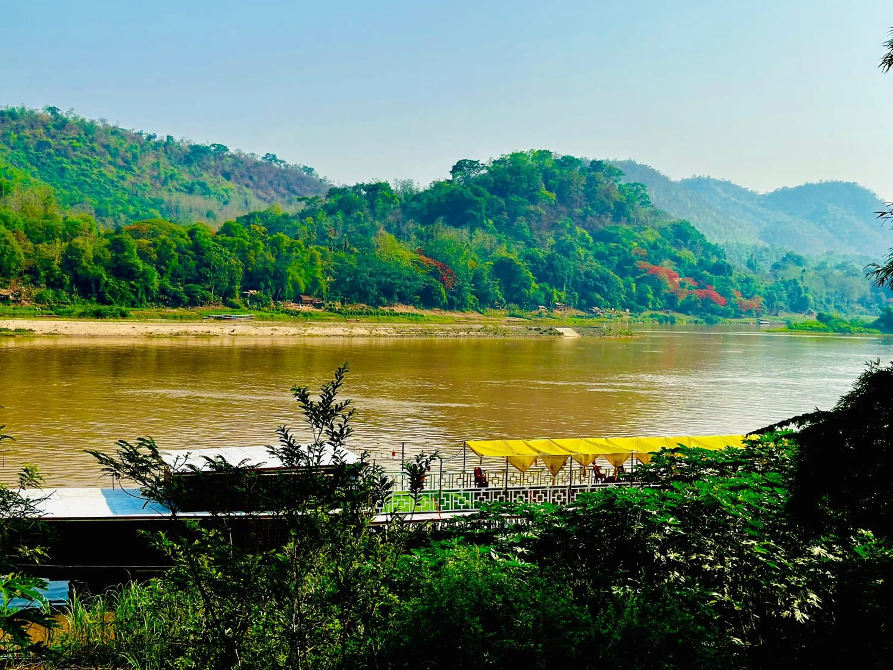 Restaurant/places to eat in Villa Thida Mekong Riverside