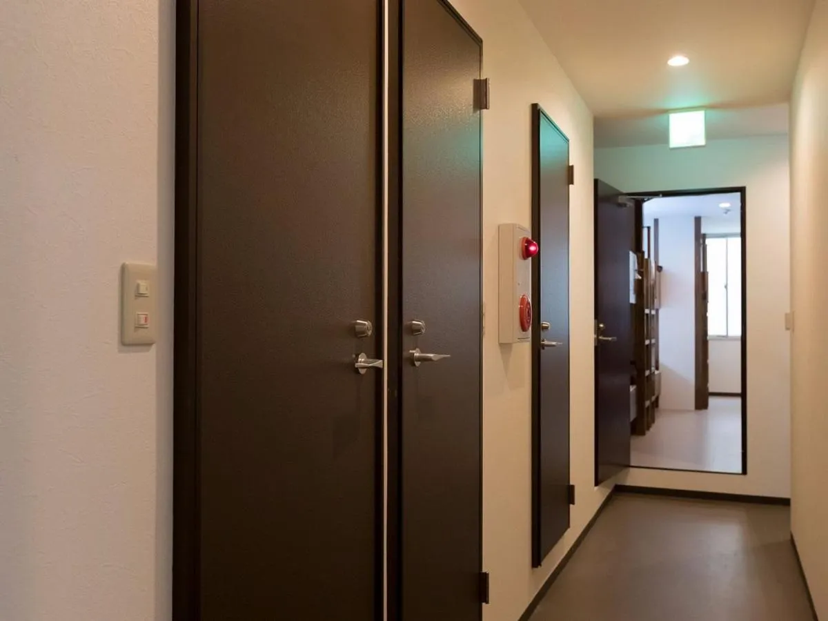 Toilet in Osaka Namba Hostel MIYABI