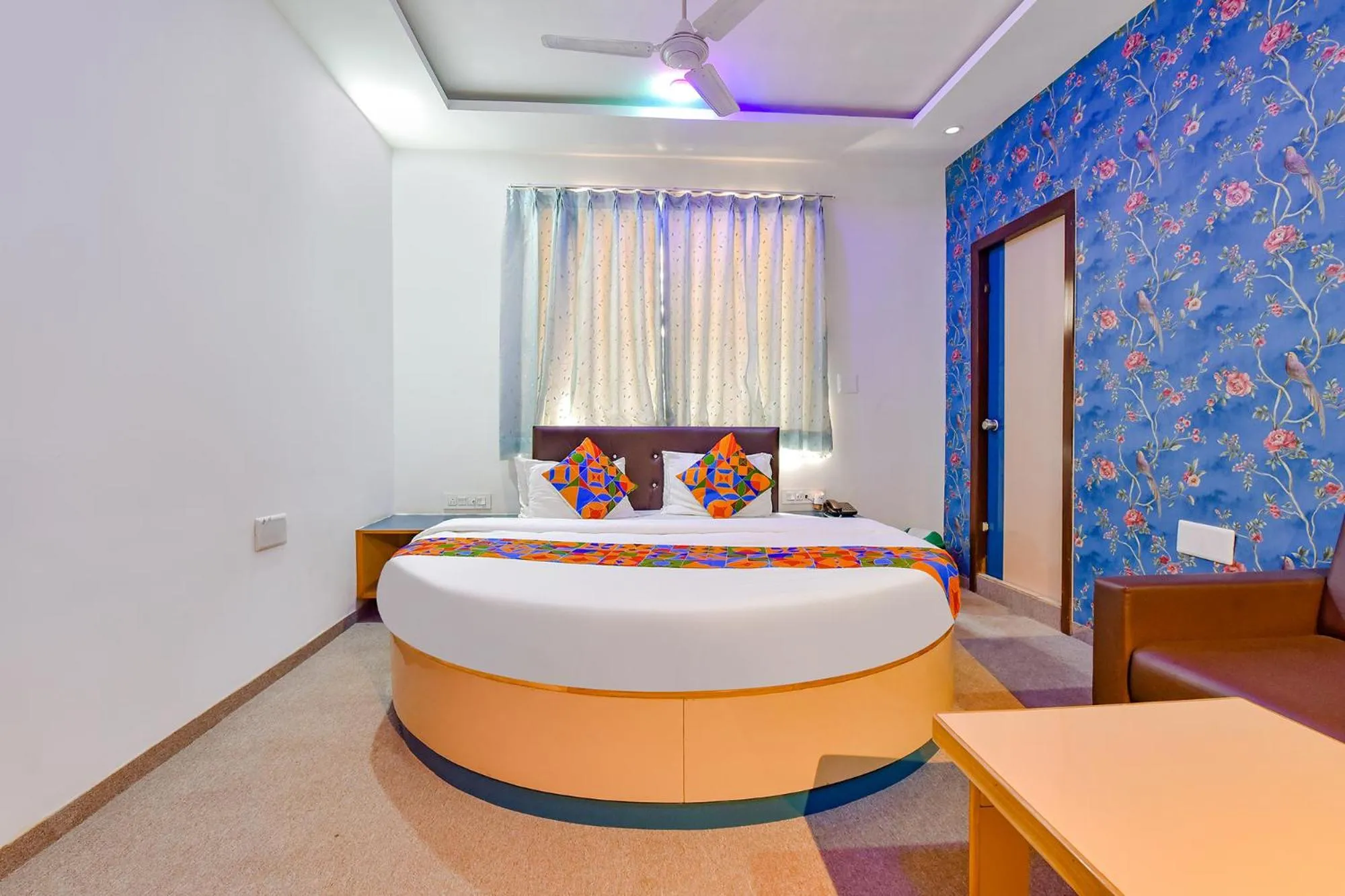 Photo of the whole room, Bed in FabHotel Raj Ratna - Nr Ashram Road