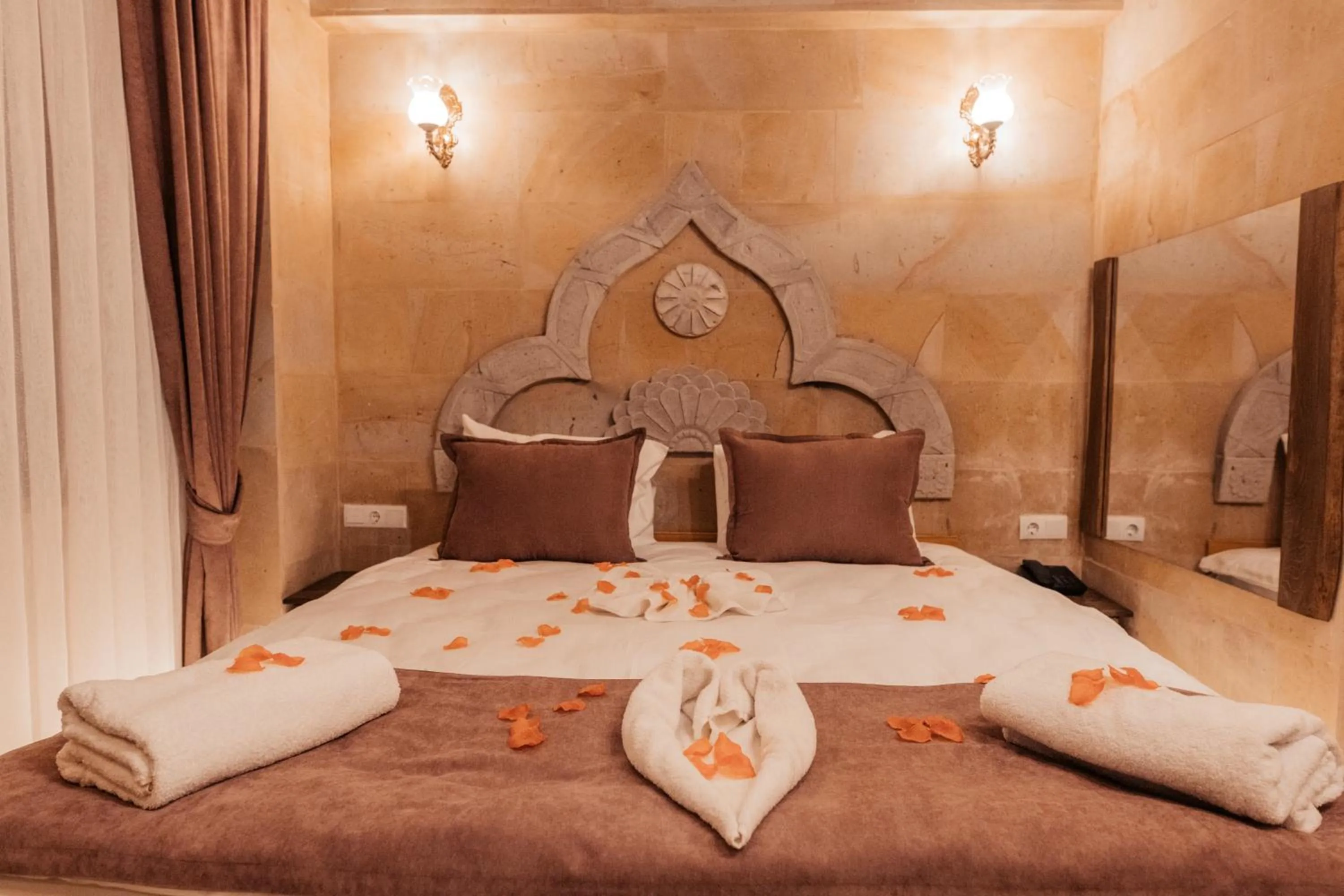 Bedroom, Bed in Bayar Cave Suites Special Class