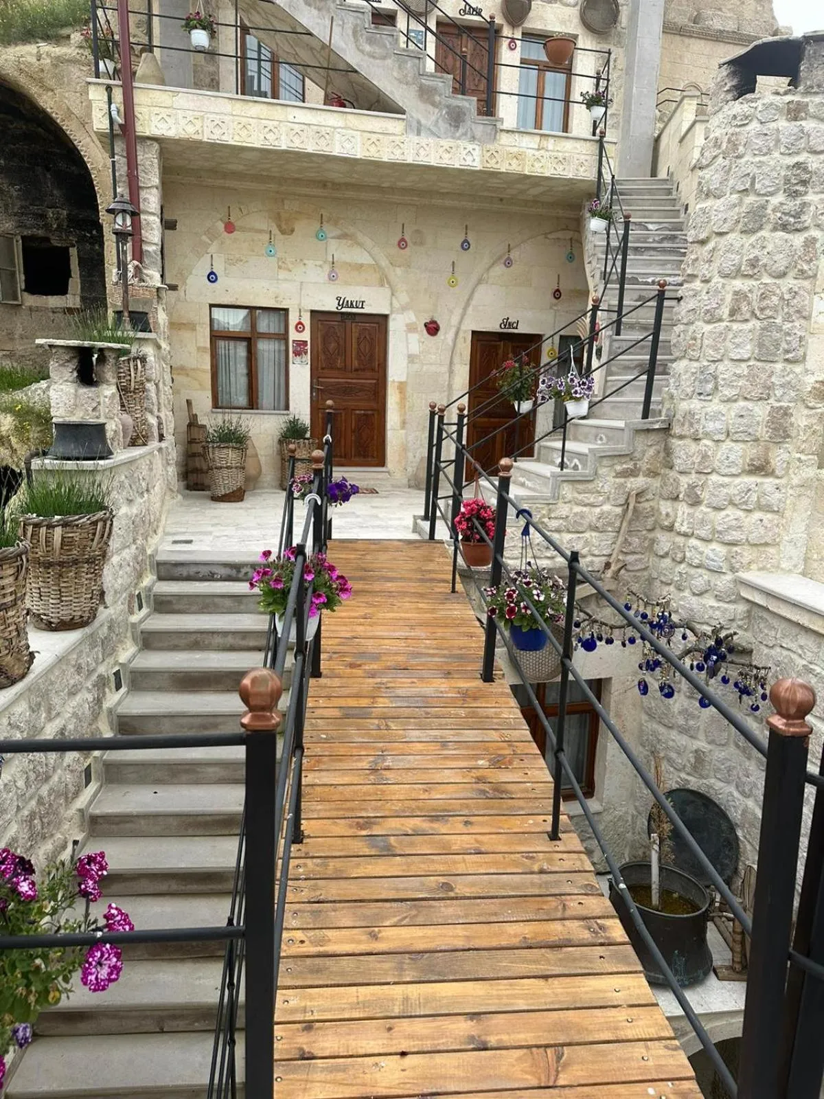 Property building in Bayar Cave Suites Special Class