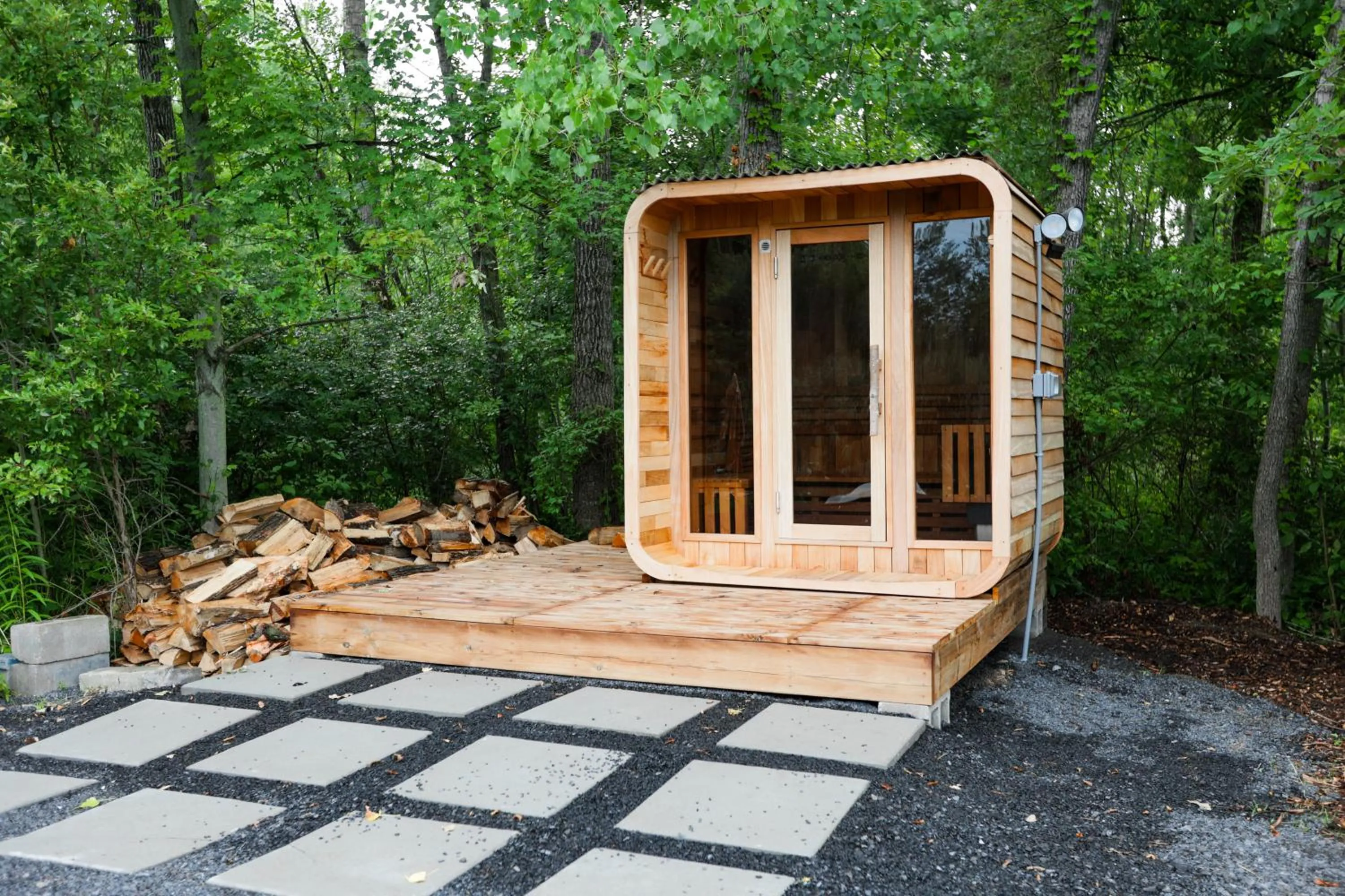 Sauna in Finger Lakes Treehouse