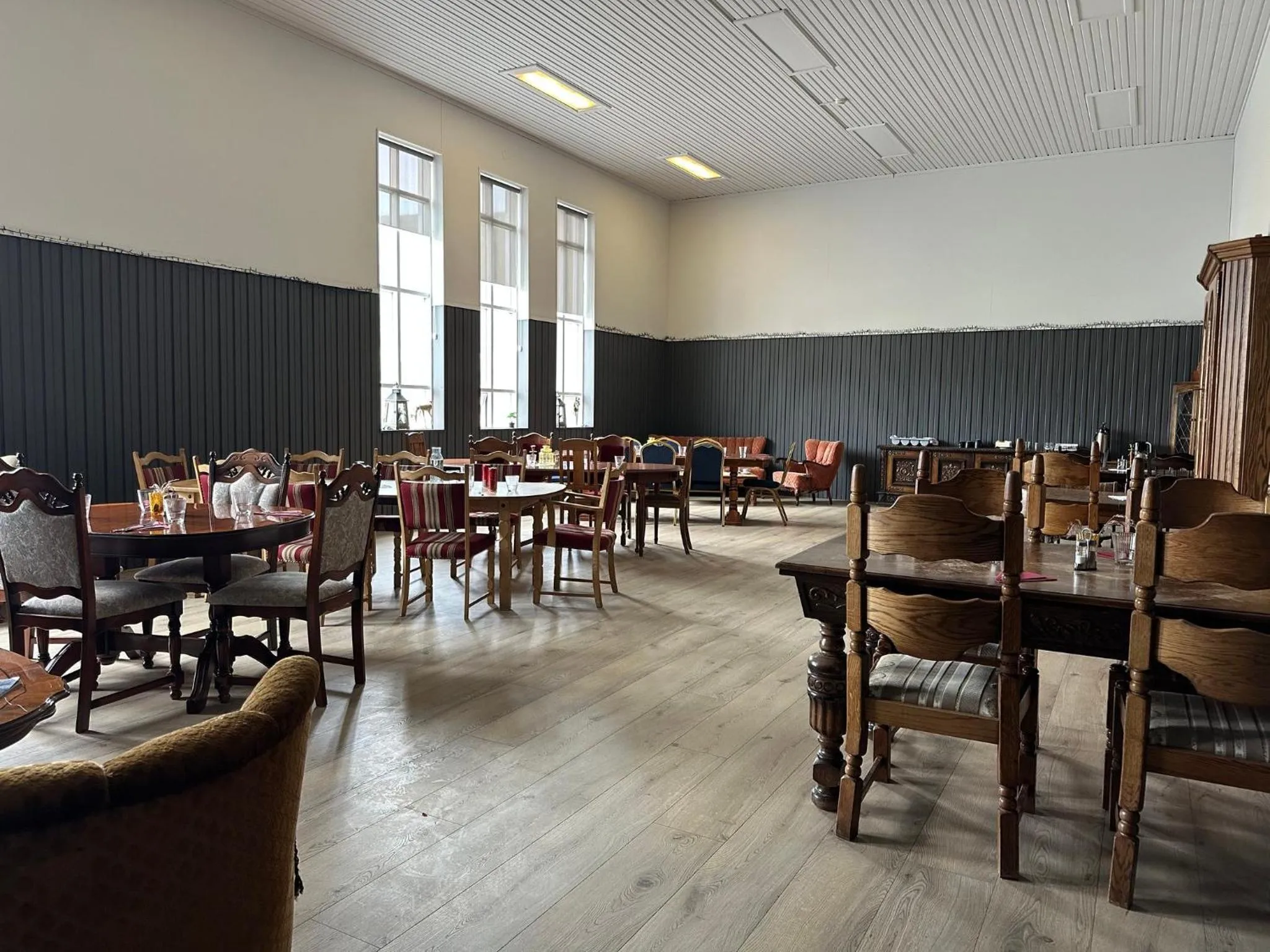 Restaurant/places to eat in Hotel Studlagil