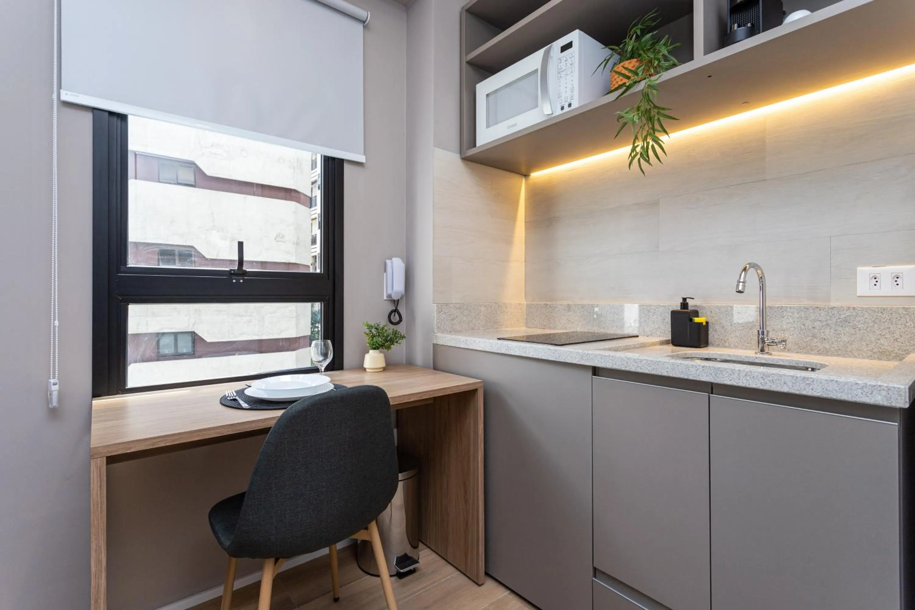 Kitchen or kitchenette in Charlie Franca Jardim Paulista