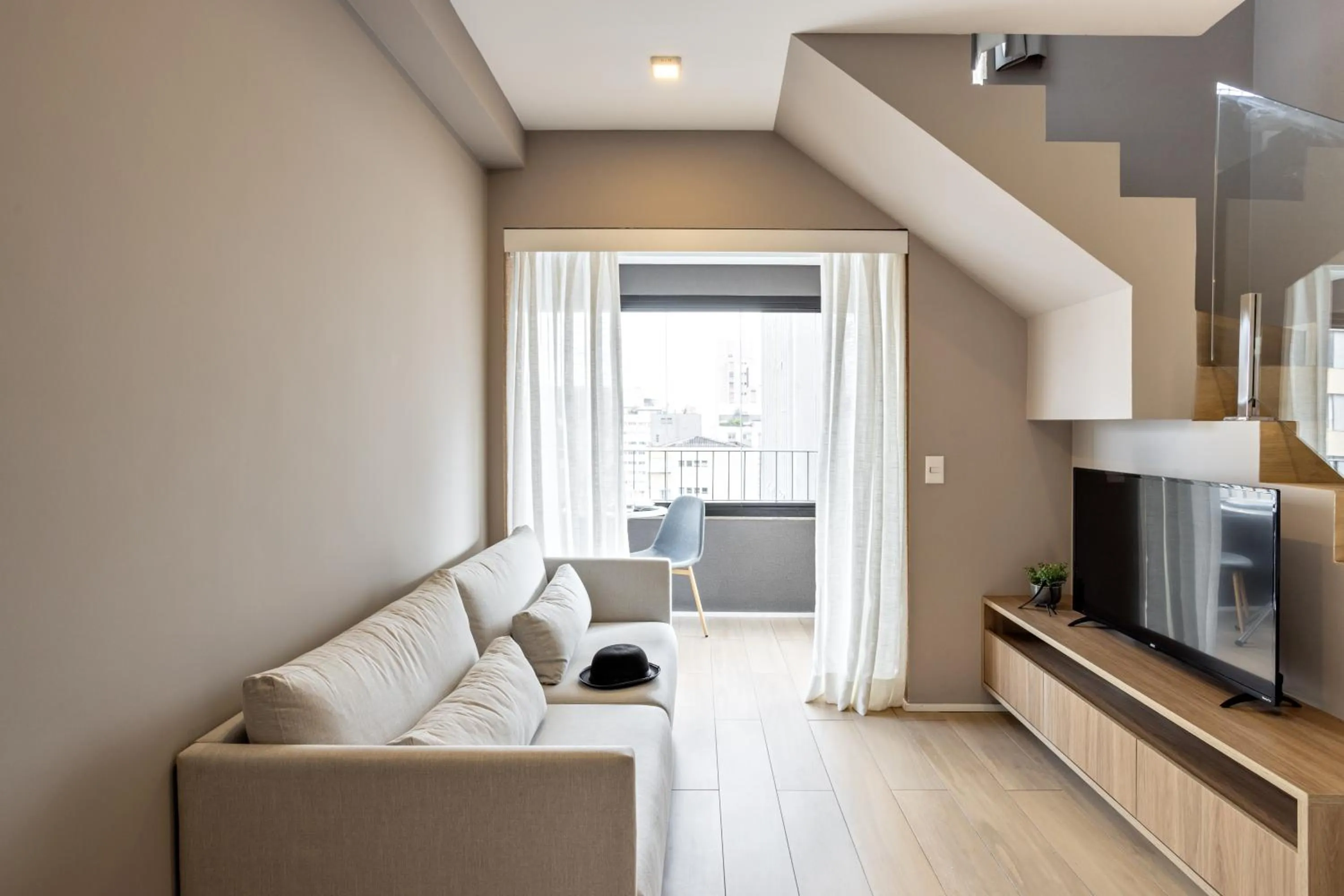 Living room in Charlie Franca Jardim Paulista