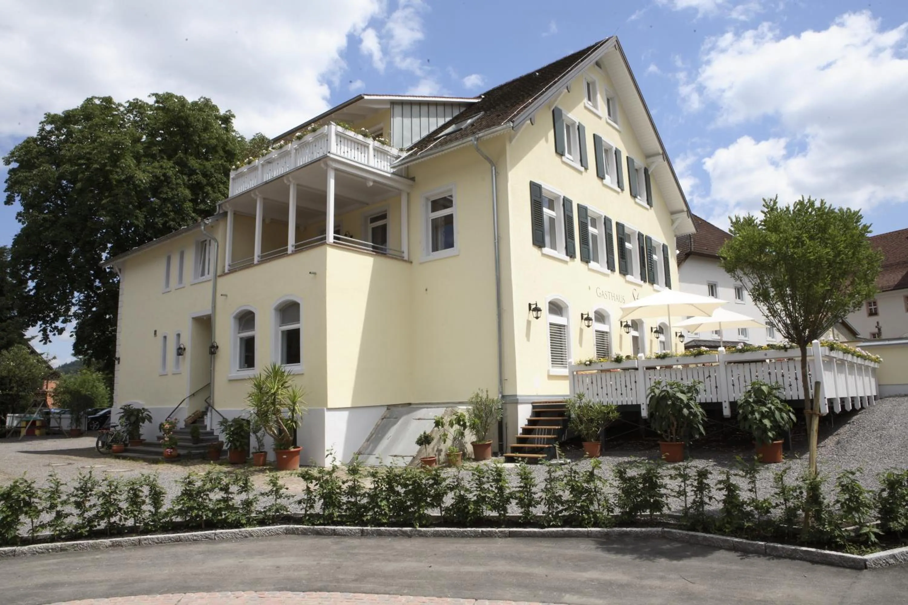 Property building in Gasthaus Sternen Post