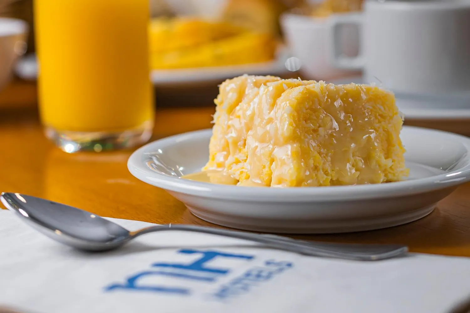 Restaurant/places to eat in NH HOTEL FEIRA DE SANTANA