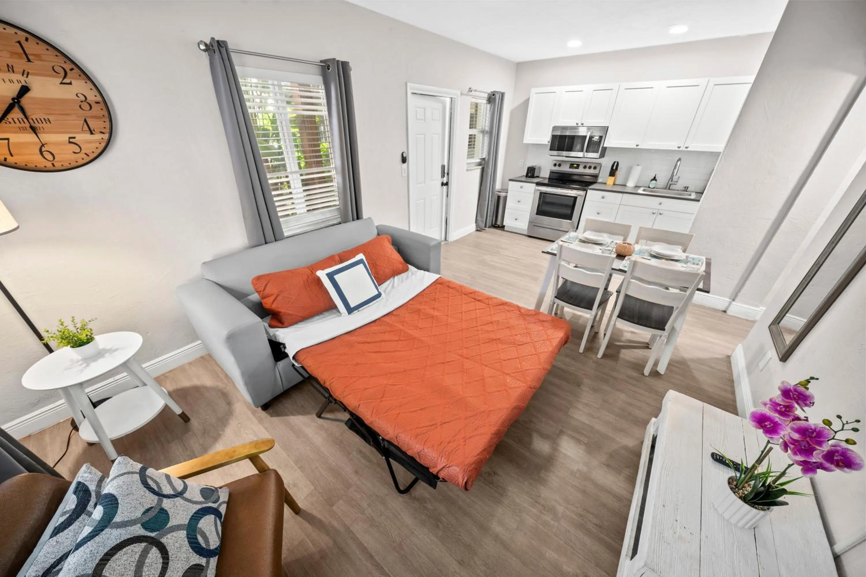 Bed in The Leeward Apartments By Lowkl