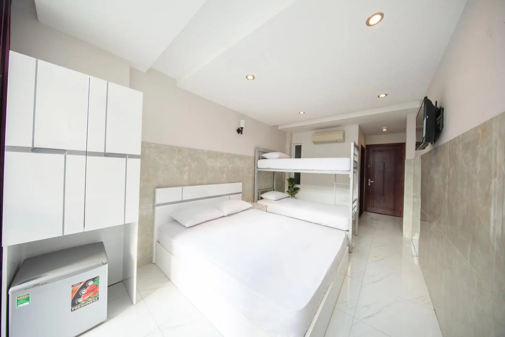 Triple Room with City View in Saigon Cozy Hotel