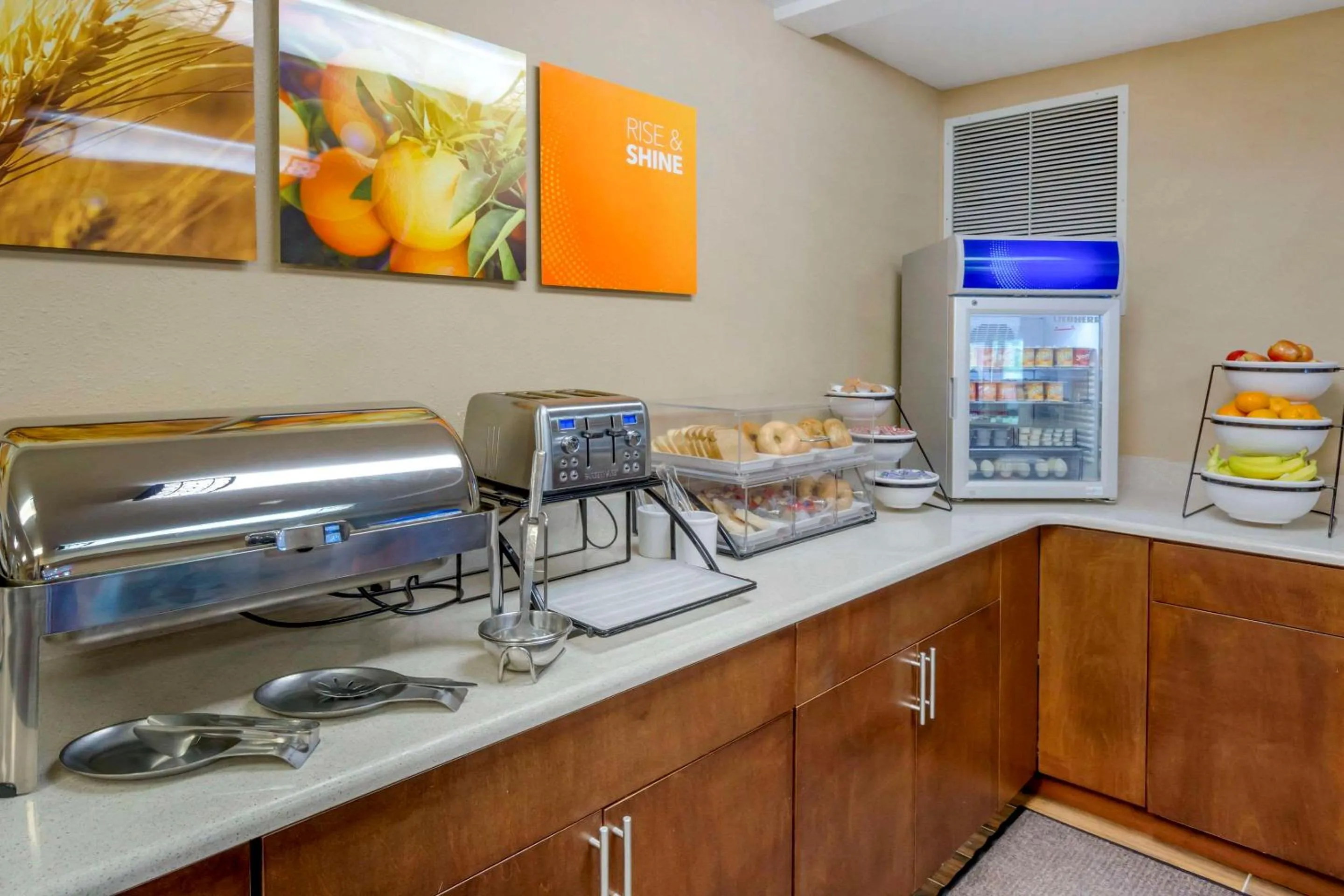 Breakfast in Comfort Inn Colville