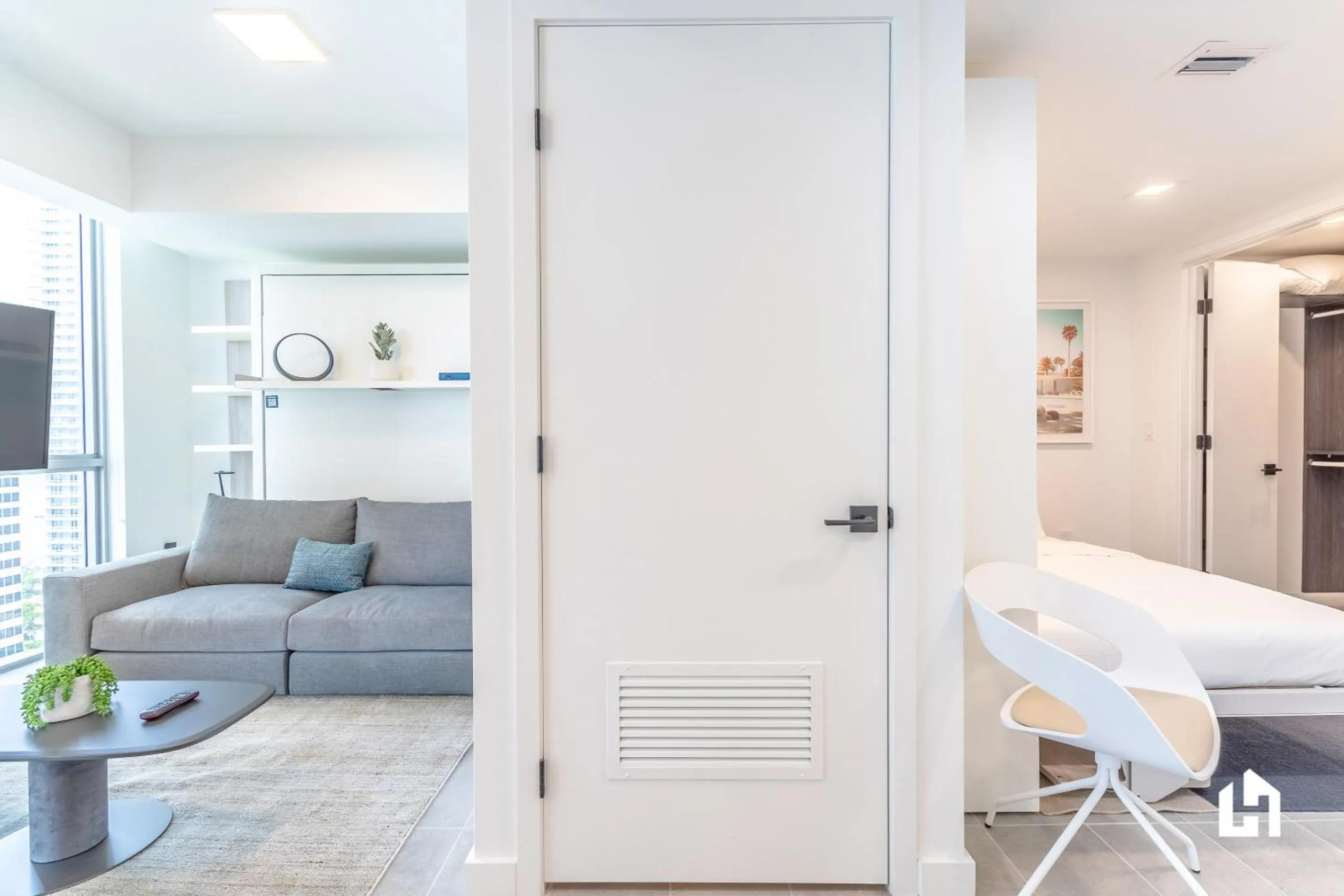 Living room in Downtown Miami Condos by Lua Host