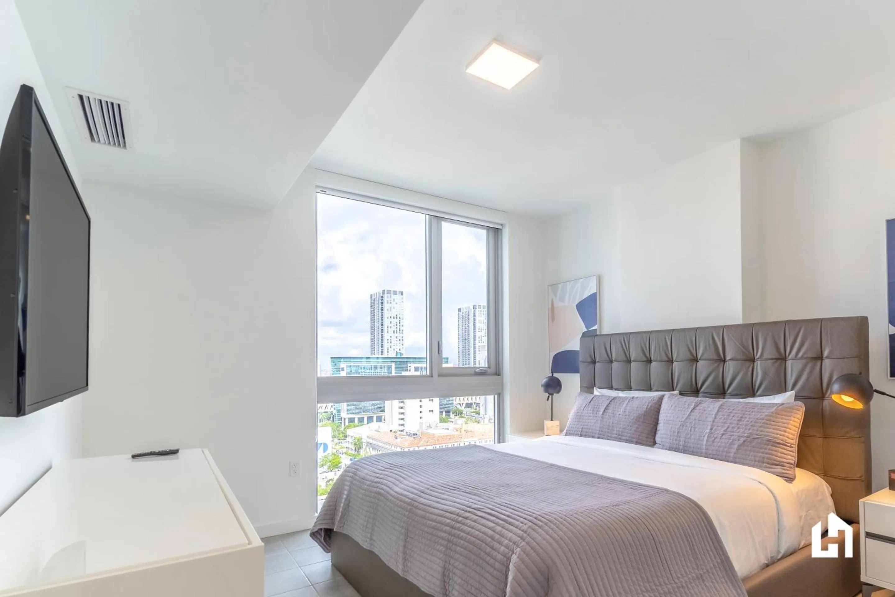 Bedroom, Bed in Downtown Miami Condos by Lua Host