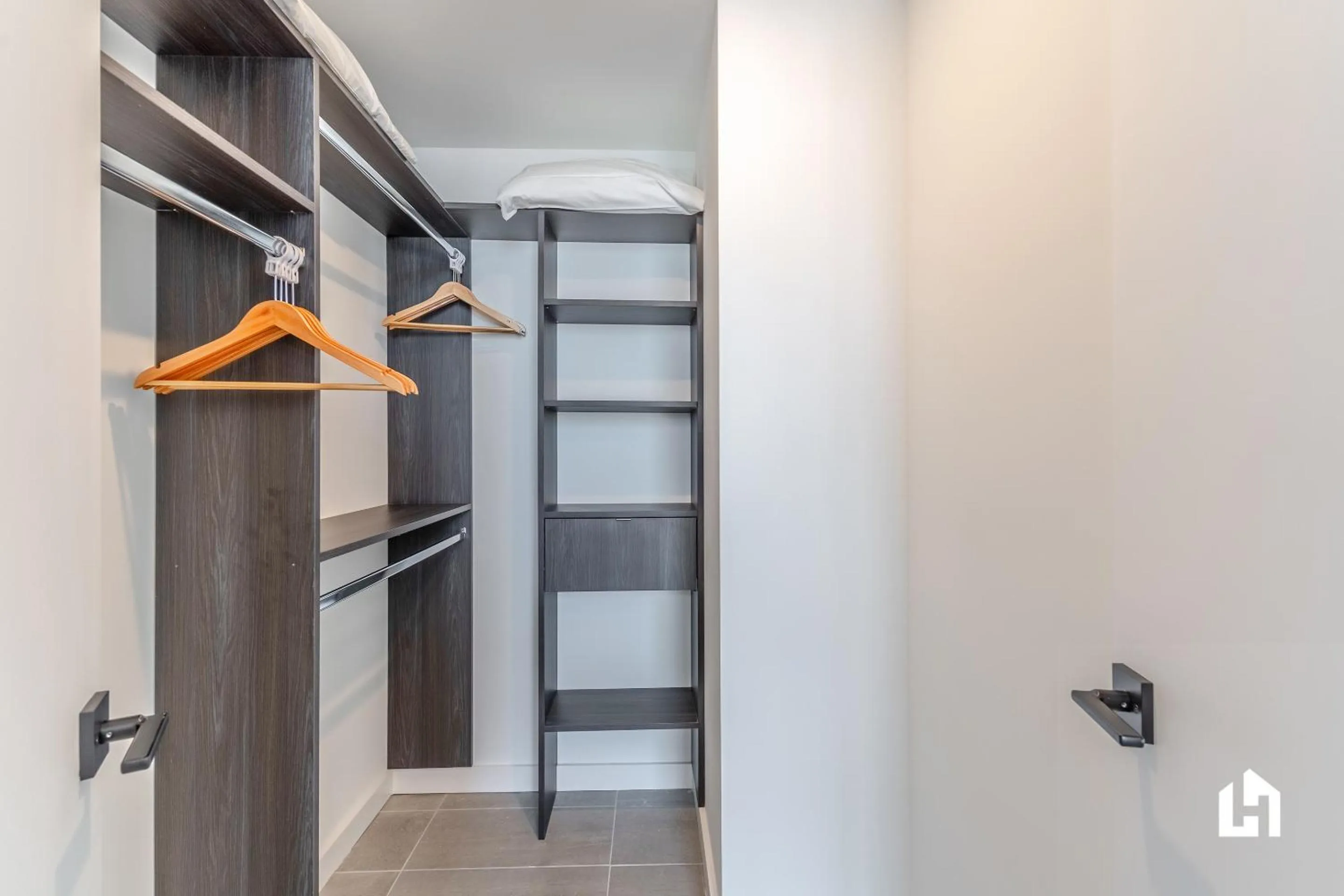 wardrobe in Downtown Miami Condos by Lua Host
