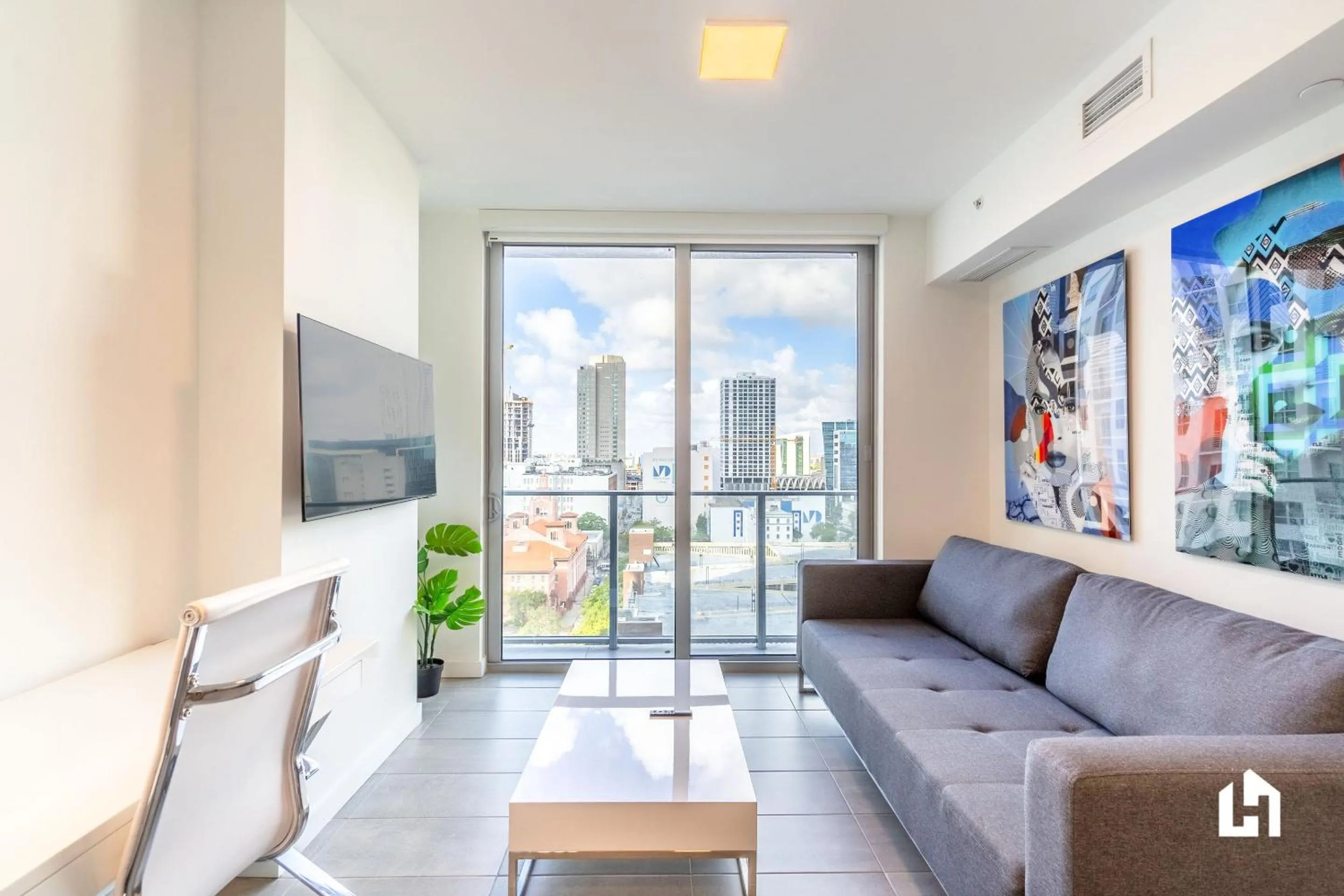 TV and multimedia in Downtown Miami Condos by Lua Host