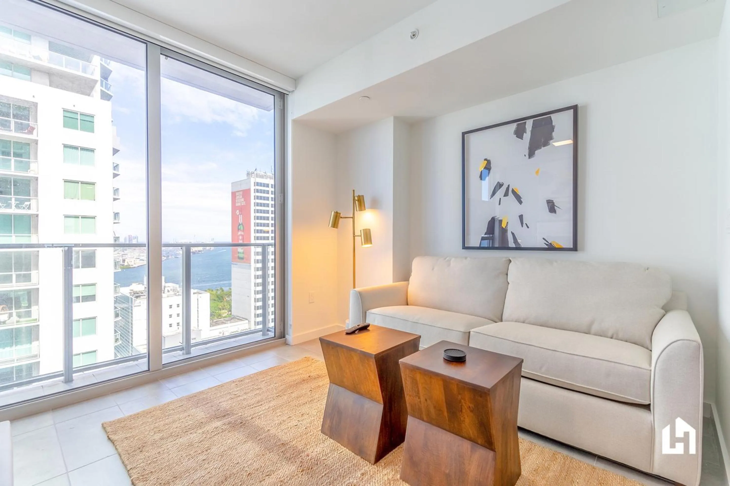 Living room in Downtown Miami Condos by Lua Host