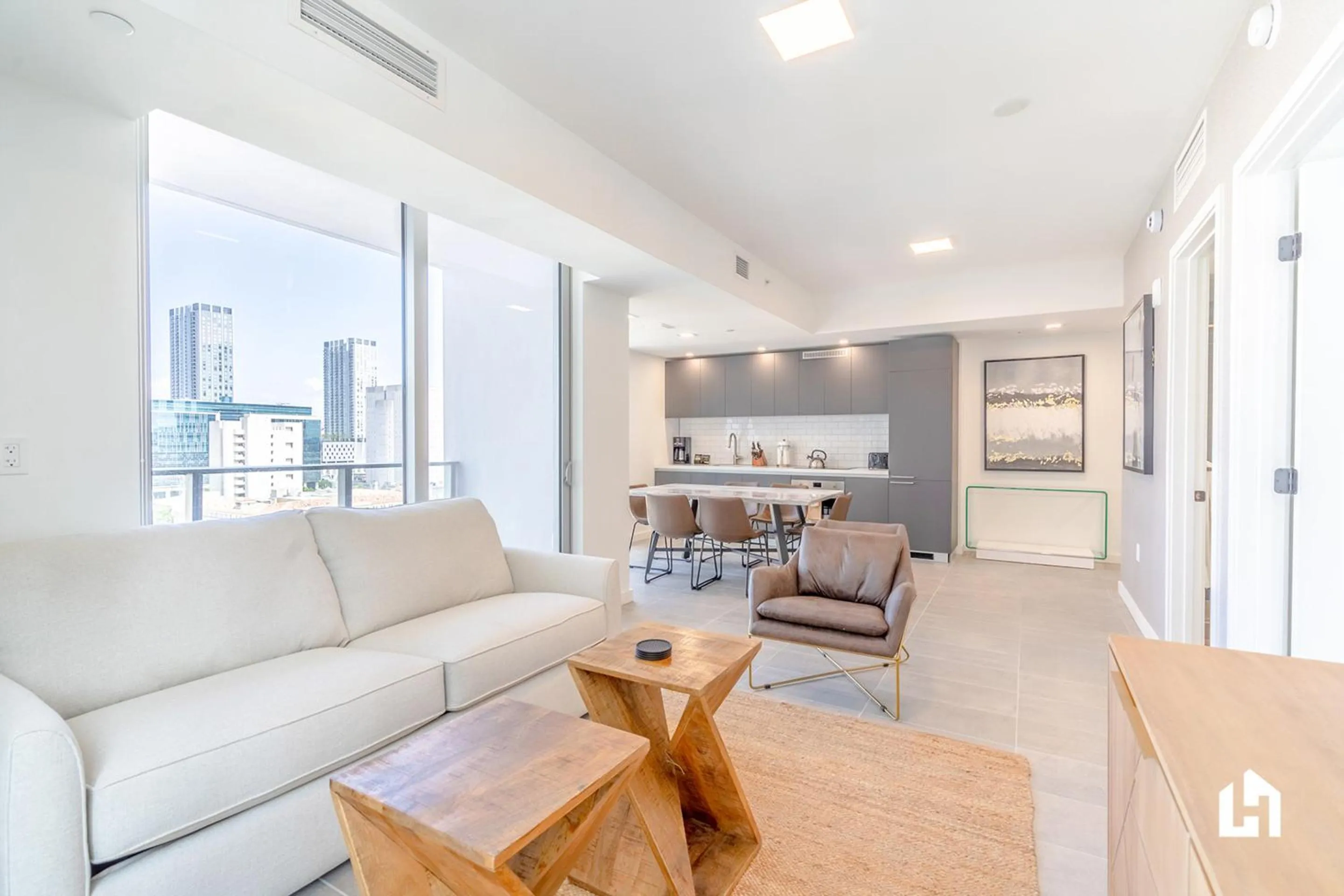 Kitchen or kitchenette in Downtown Miami Condos by Lua Host