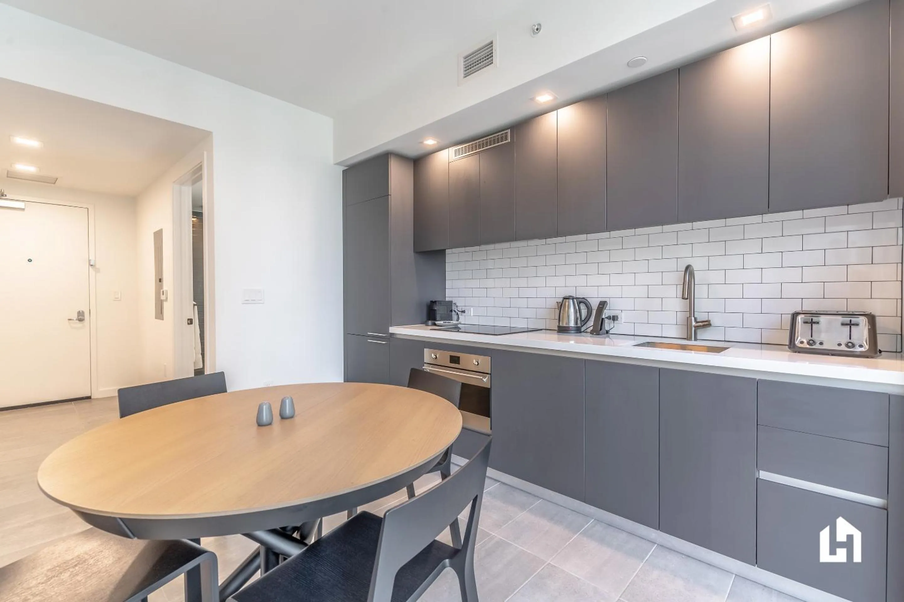 Kitchen or kitchenette in Downtown Miami Condos by Lua Host
