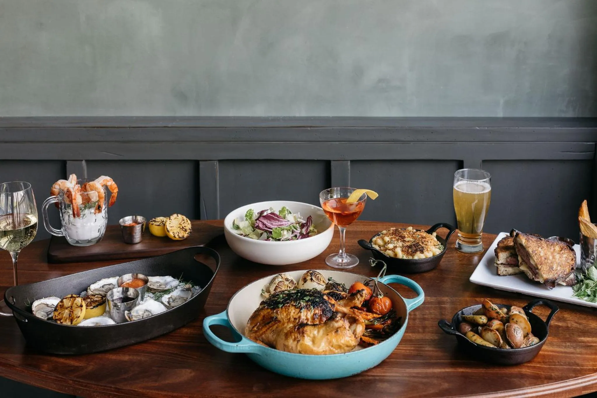 Food and drinks in The Study at the University of Chicago