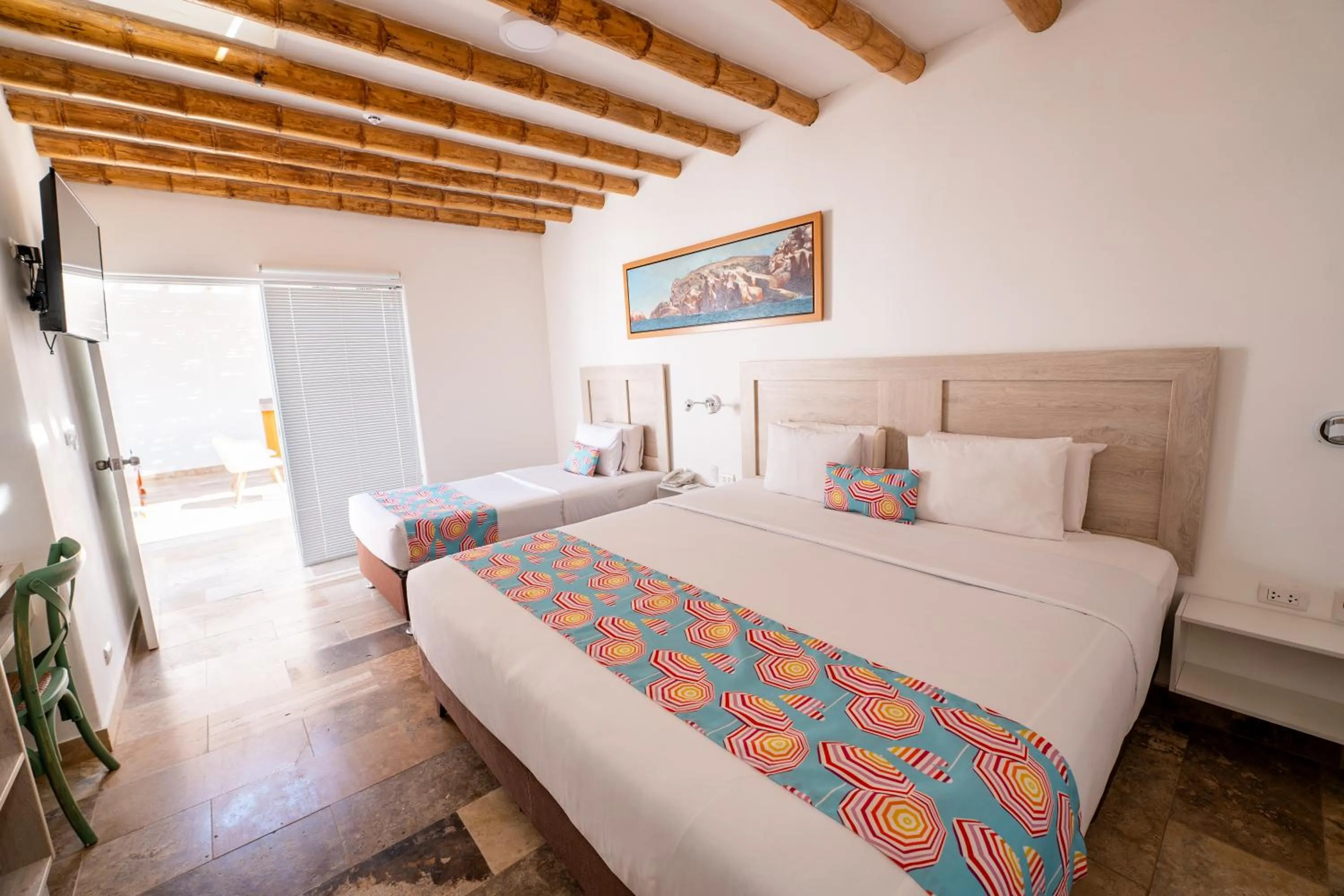 Photo of the whole room, Bed in Atoq Paracas Reserva