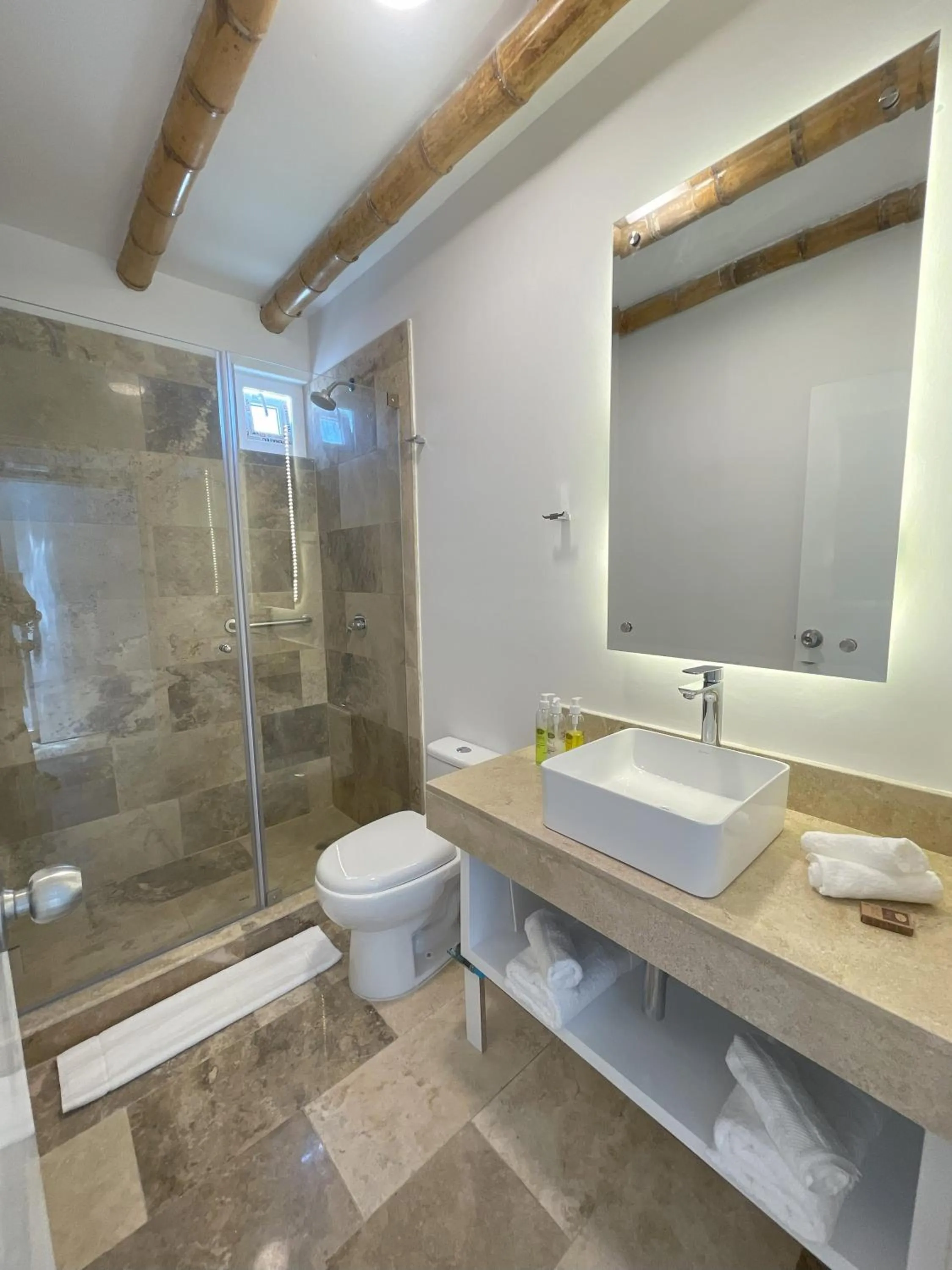 Bathroom in Atoq Paracas Reserva