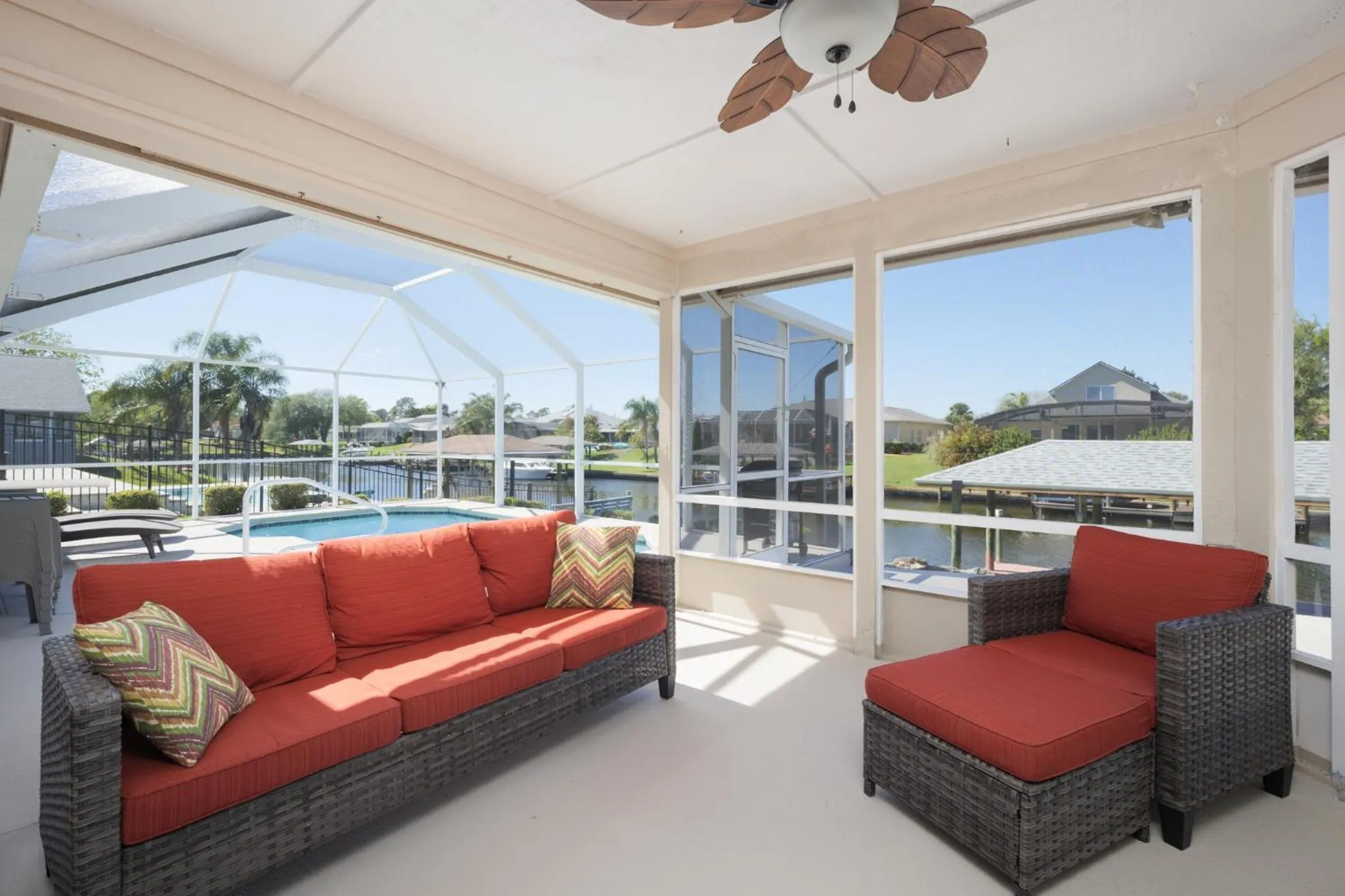 Property building in 9863SSLNGPCNH - Smooth Sailing