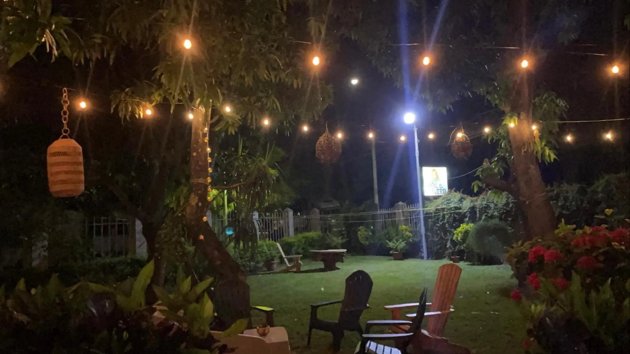 Night in HOTEL EL VIAJERO